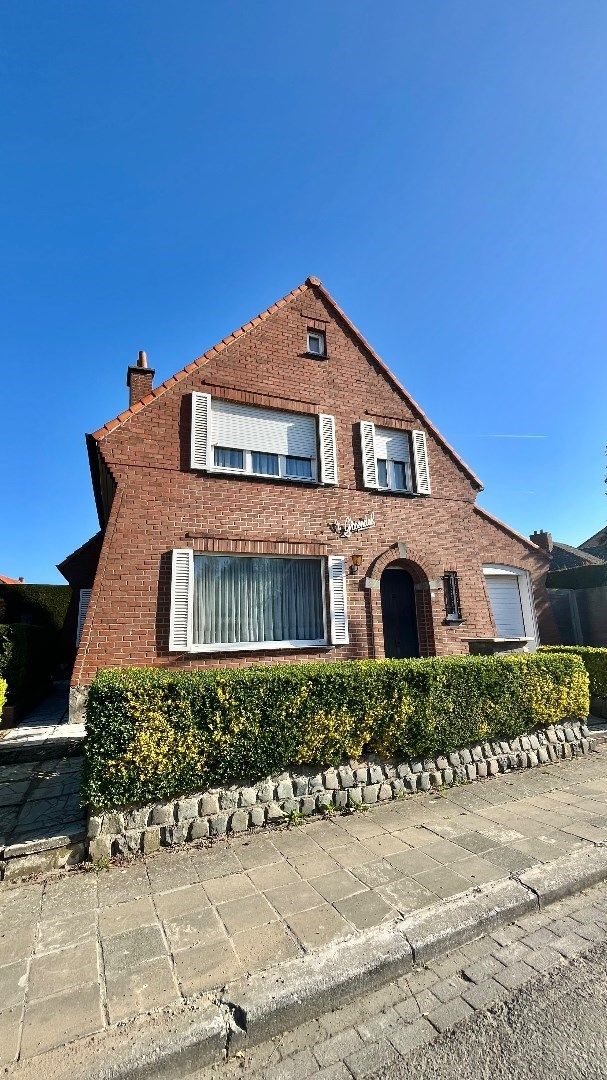 Alleenstaande woning met 3 kamers, garage en mooi zicht op de tuin/molen foto 3
