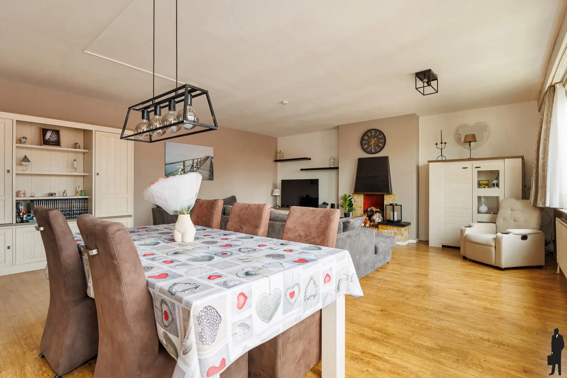 Appartement op zeer gunstige ligging met 3 slpk en garagebox foto 5