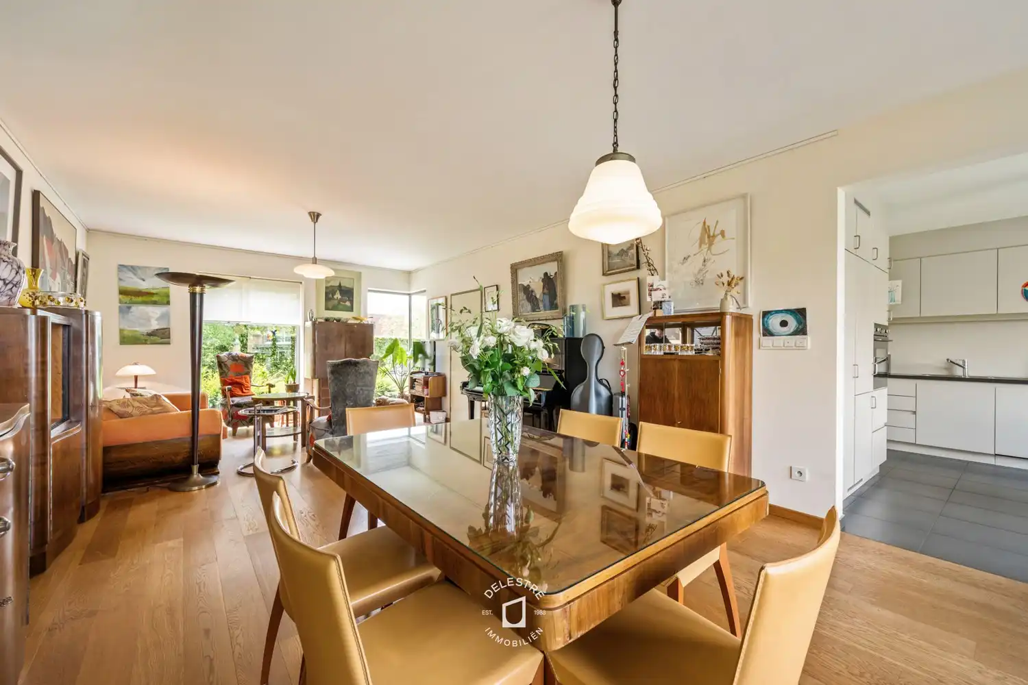 RUSTIG GELEGEN ENERGIEZUINIGE WONING 4 SLPK. INCLUSIEF GARAGEBOX foto 8