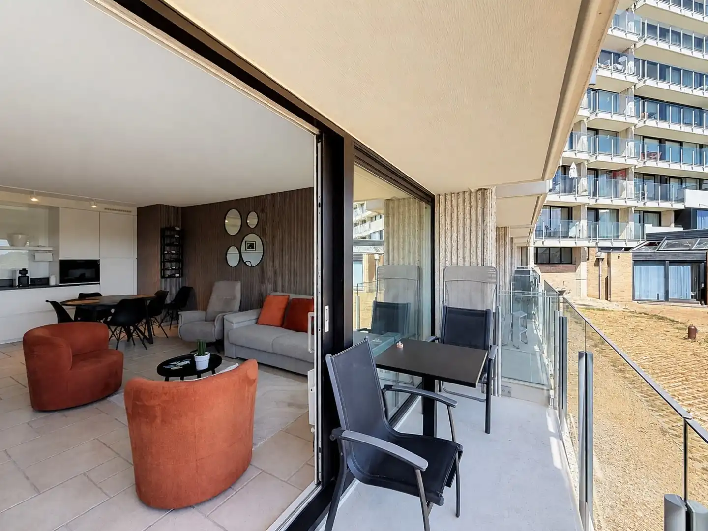 Gerenoveerd en zuid gericht éénslaapkamerappartement te Nieuwpoort-Bad foto 3