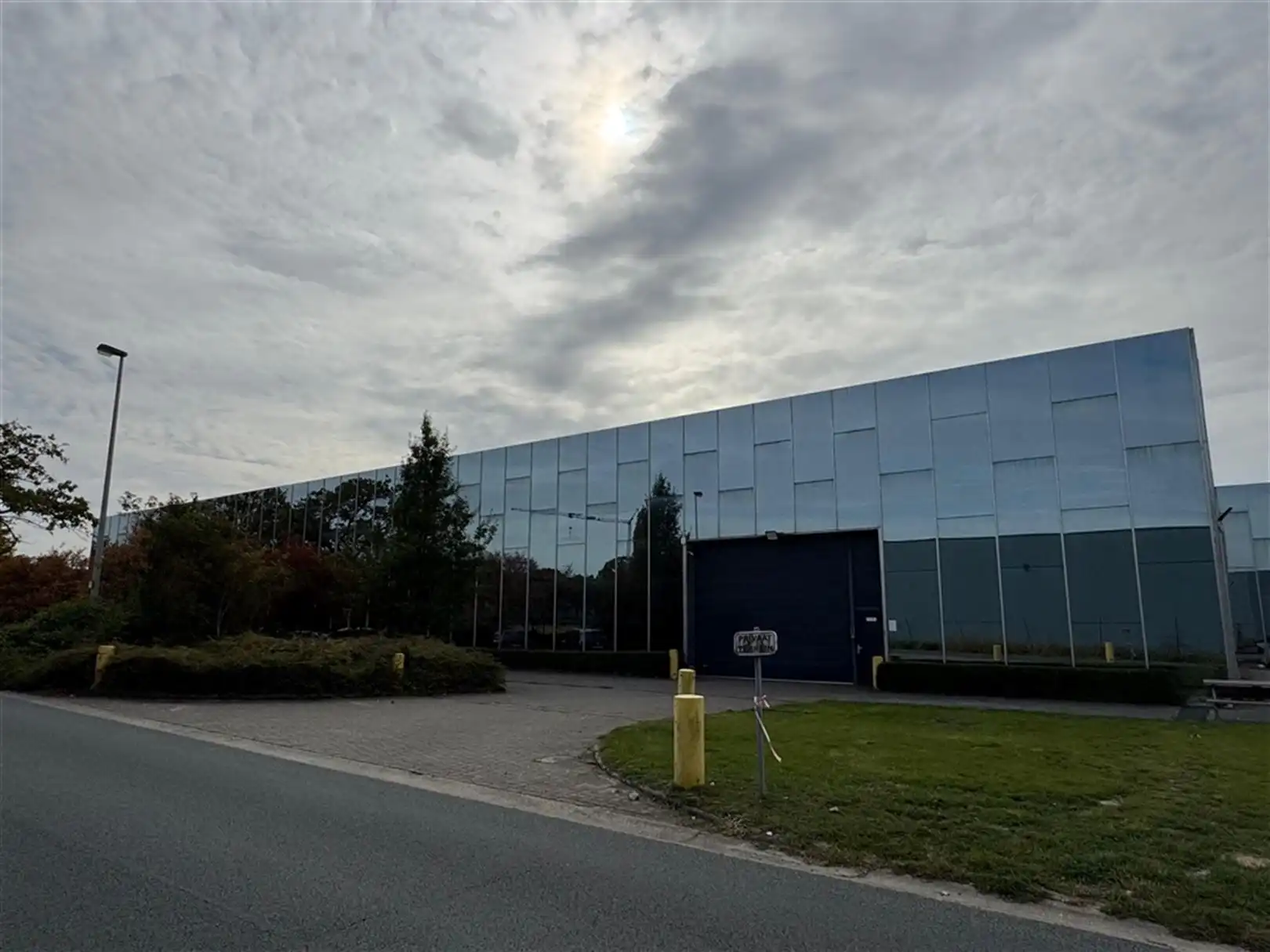 Polyvalent bedrijfspand Aartselaar foto 3