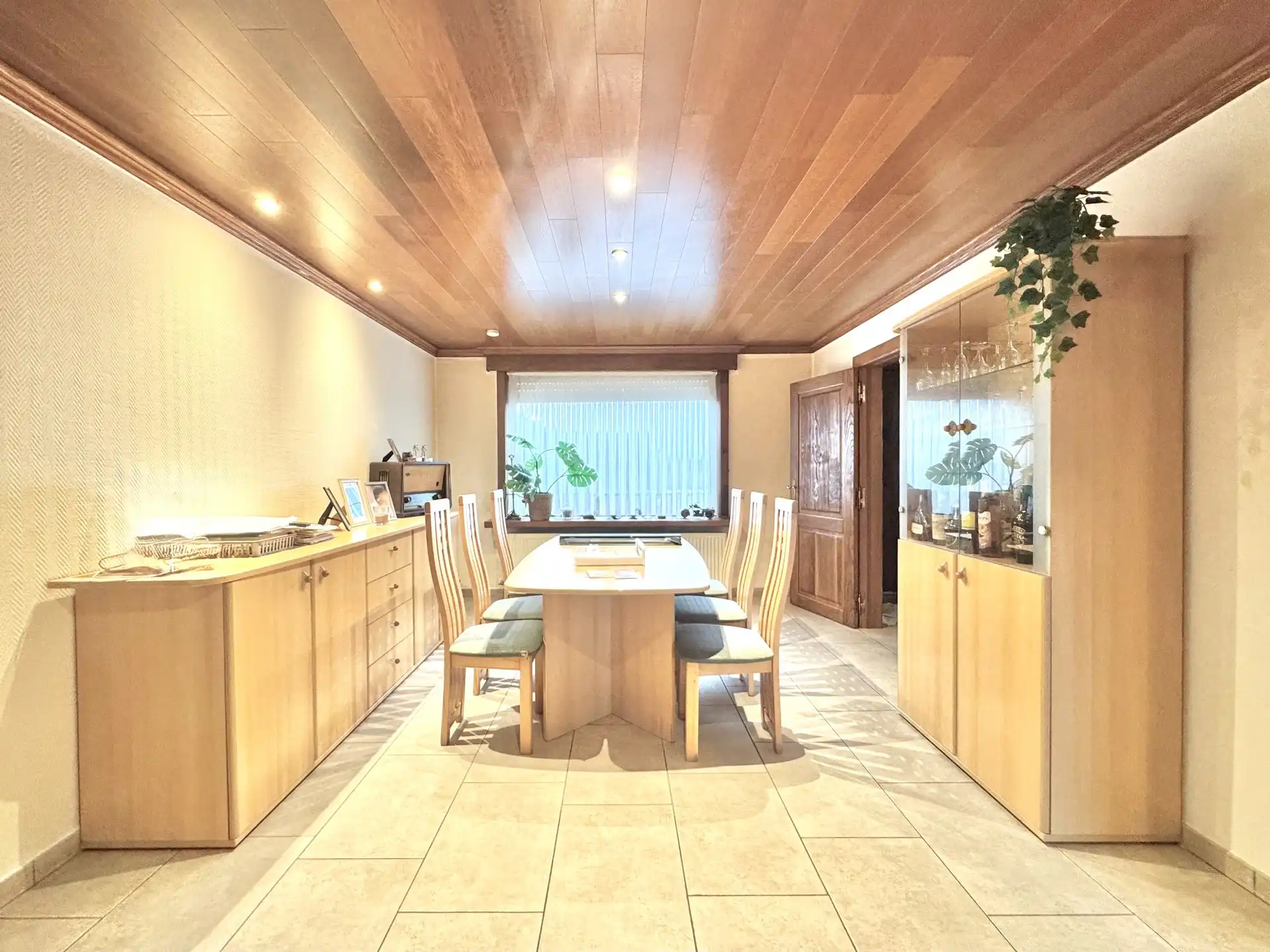 WONING MET TUIN & GARAGE OP 240 M² foto 6