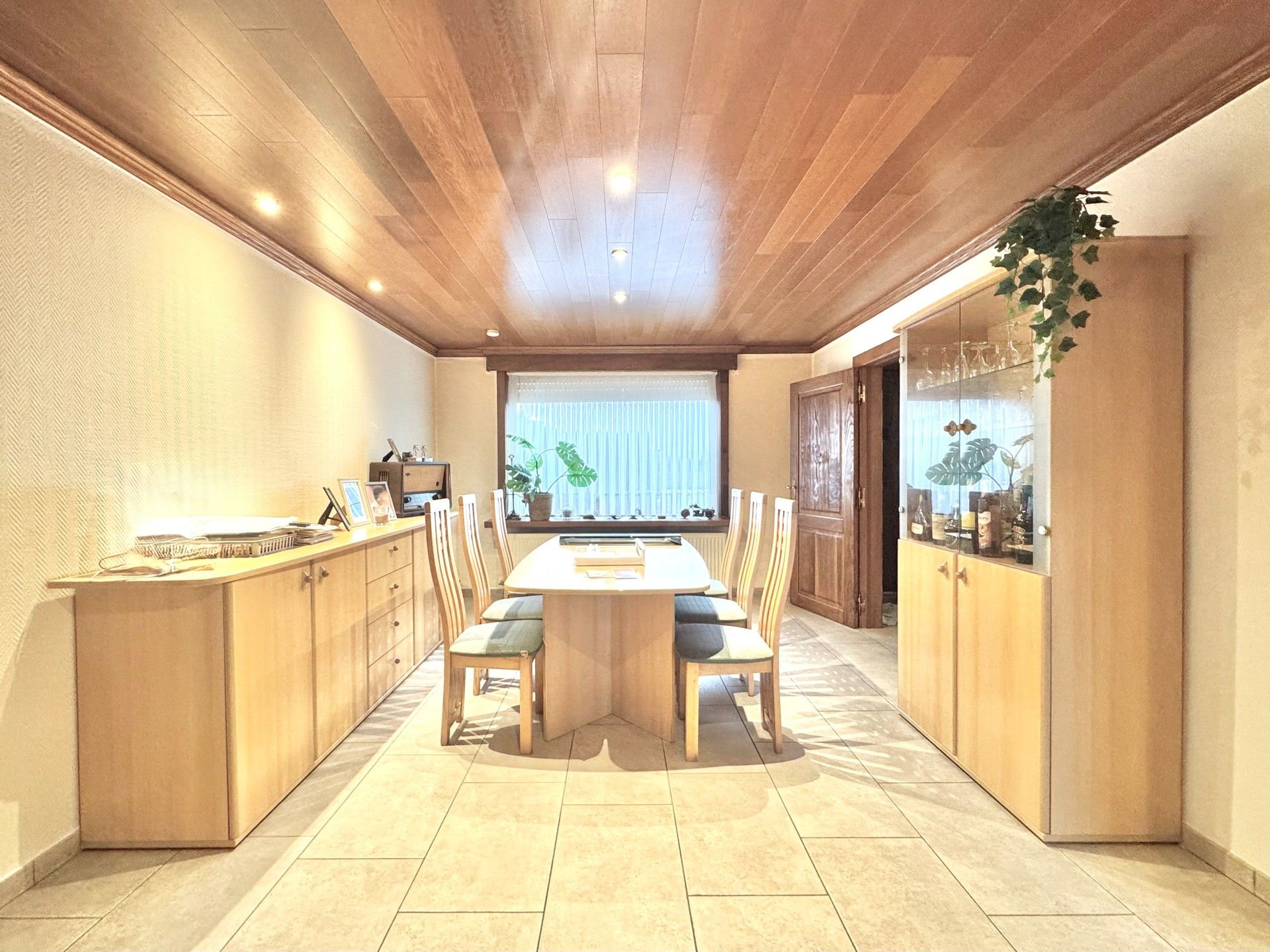 WONING MET TUIN & GARAGE OP 240 M² foto 6