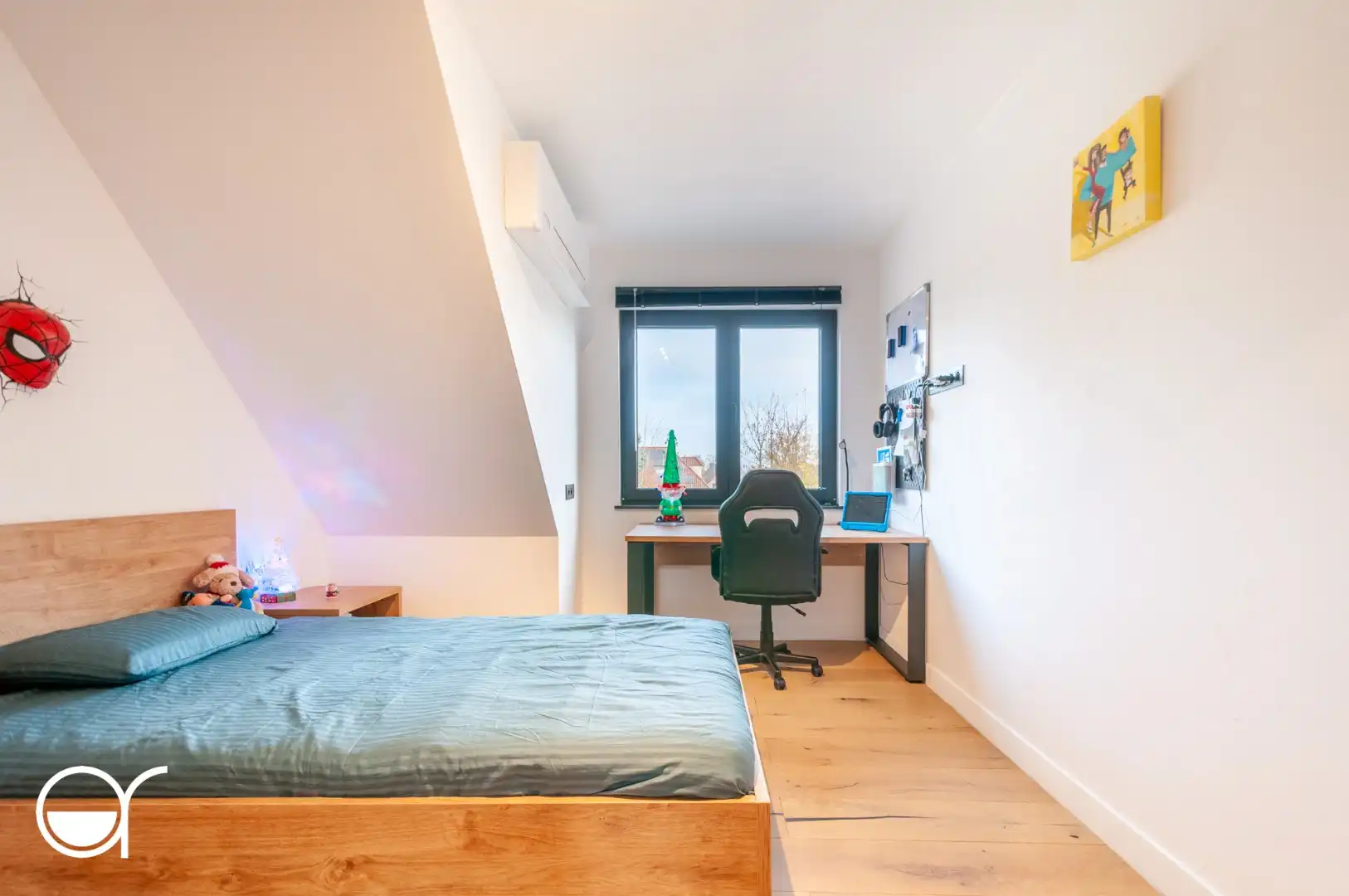 Ruime nieuwbouwwoning met vier slaapkamers in Sint-Amandsberg. foto 18