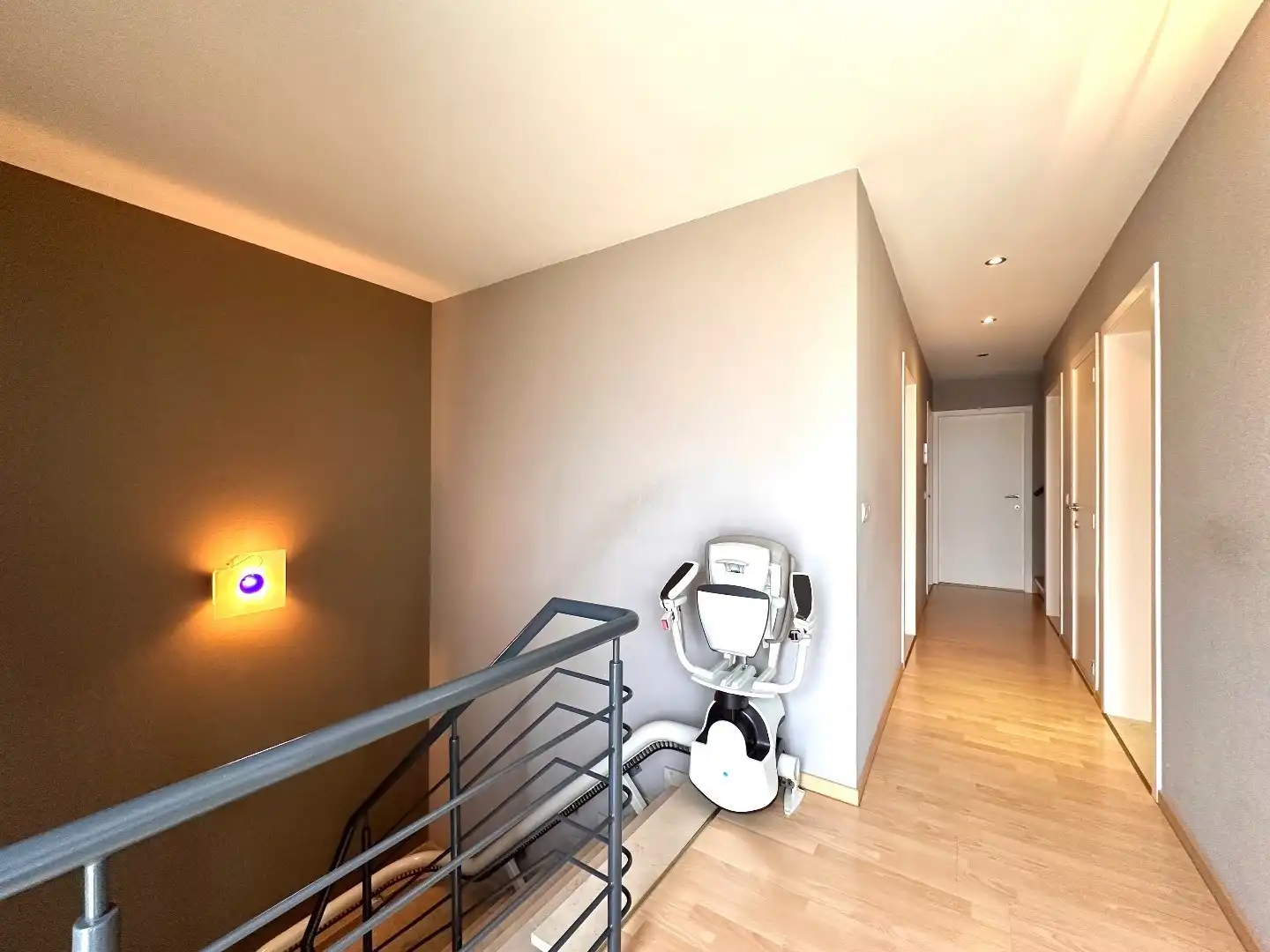 Zeer ruime, moderne gezinswoning op toplocatie in Tongeren foto 20