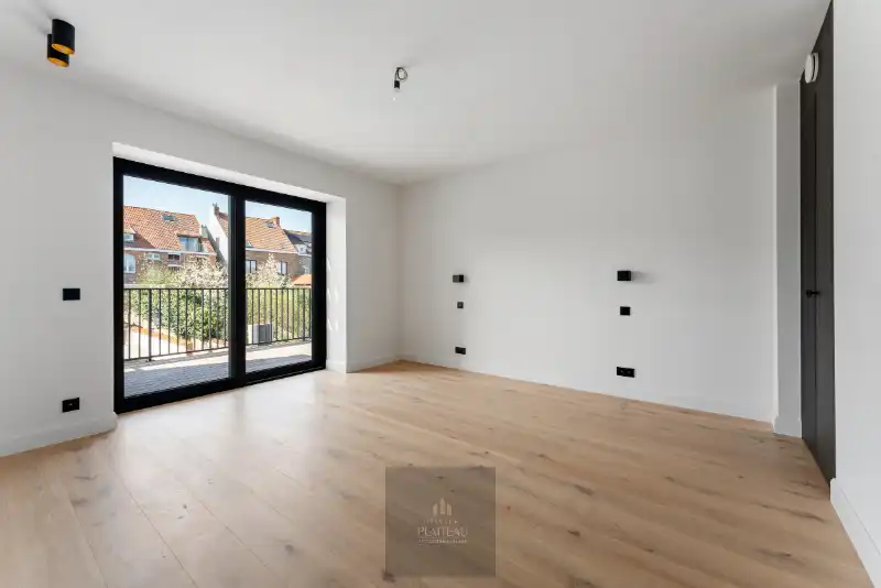 Instapklaar luxe-appartement van 115m² op toplocatie vlakbij het marktplein van Nieuwpoort. foto 5