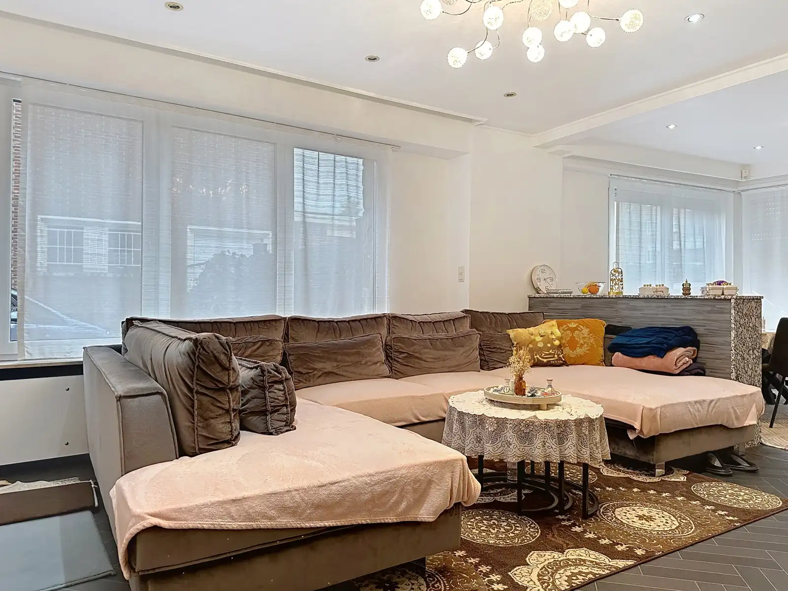 Ruime gezinswoning met meer dan 200m² woonoppervlakte foto 5