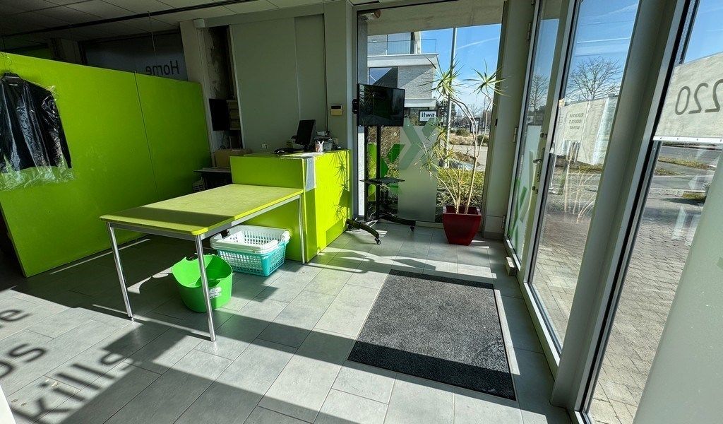 Handelsruimte te huur op toplocatie in Sint-Martens-Latem foto 3