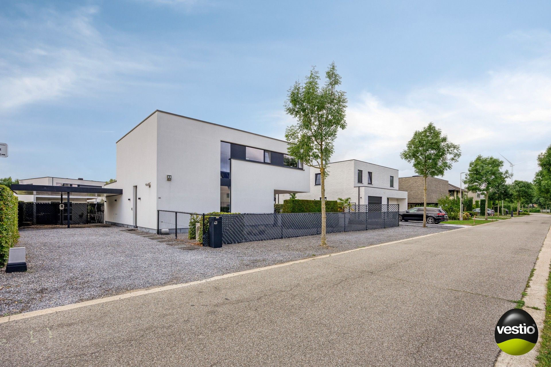 MODERNE VILLA – TOPAFWERKING IN RUSTIGE WIJK foto 4