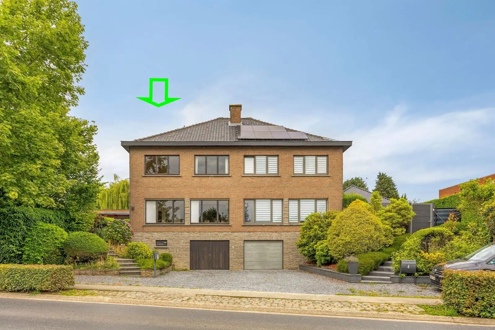 Ruime 3-gevelwoning met 4 à 5 slaapkamers, grote garage en dubbele straattoegang foto 31