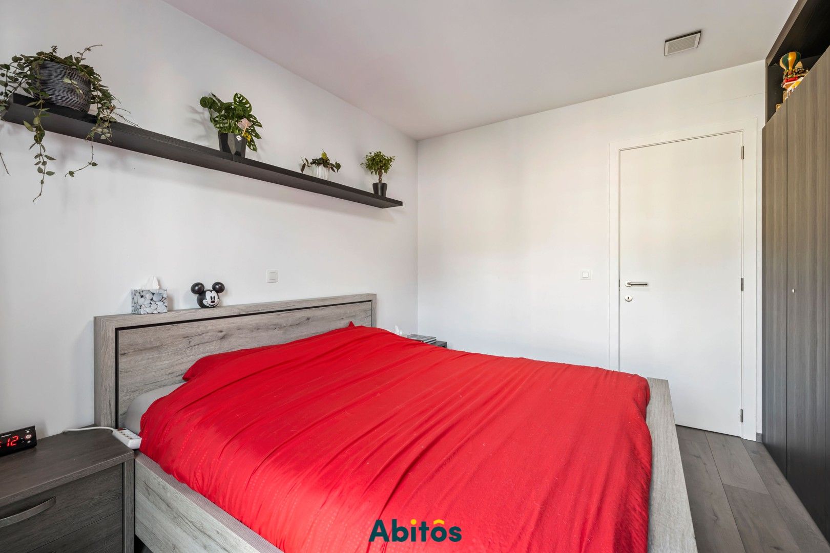 Moderne BEN-woning op het Eilandje foto 17