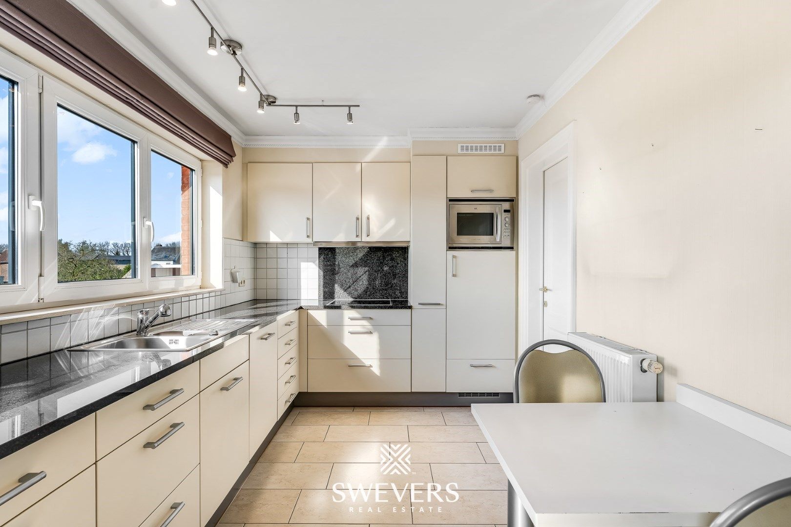 Instapklaar appartement met twee slaapkamers te Leopoldsburg  foto 8