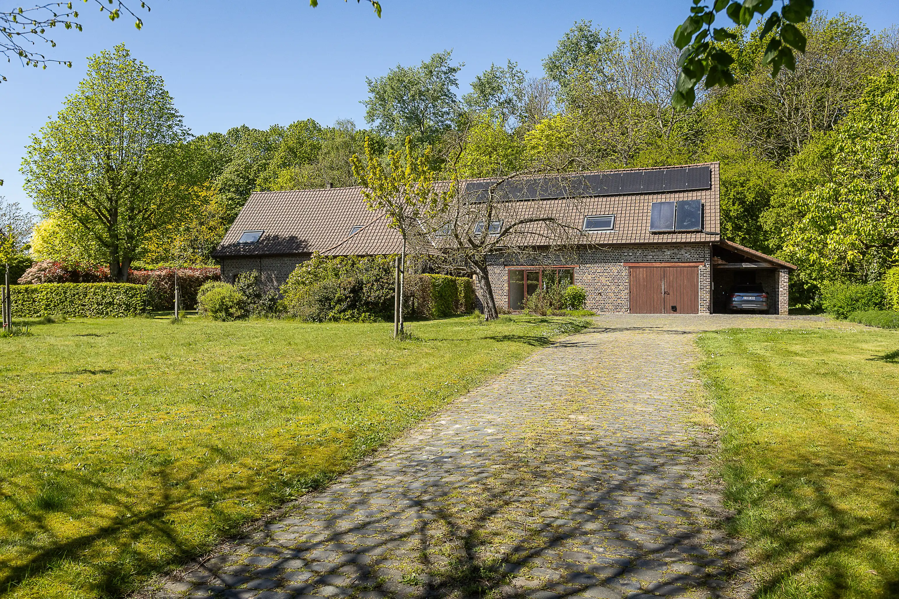 Exclusief wonen - karaktervolle villa op 3.296 m² groen foto 25