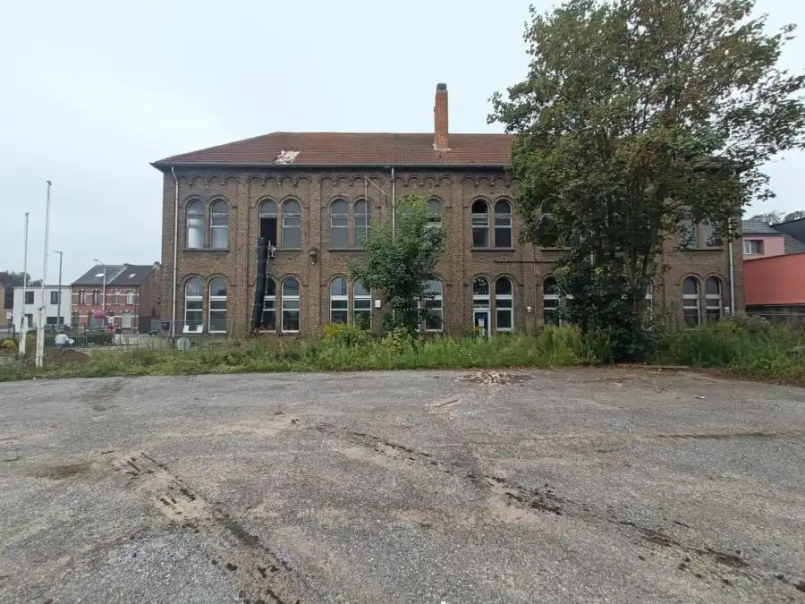 Leuvensesteenweg 443, 2800 Mechelen foto {{pictureIndex}}