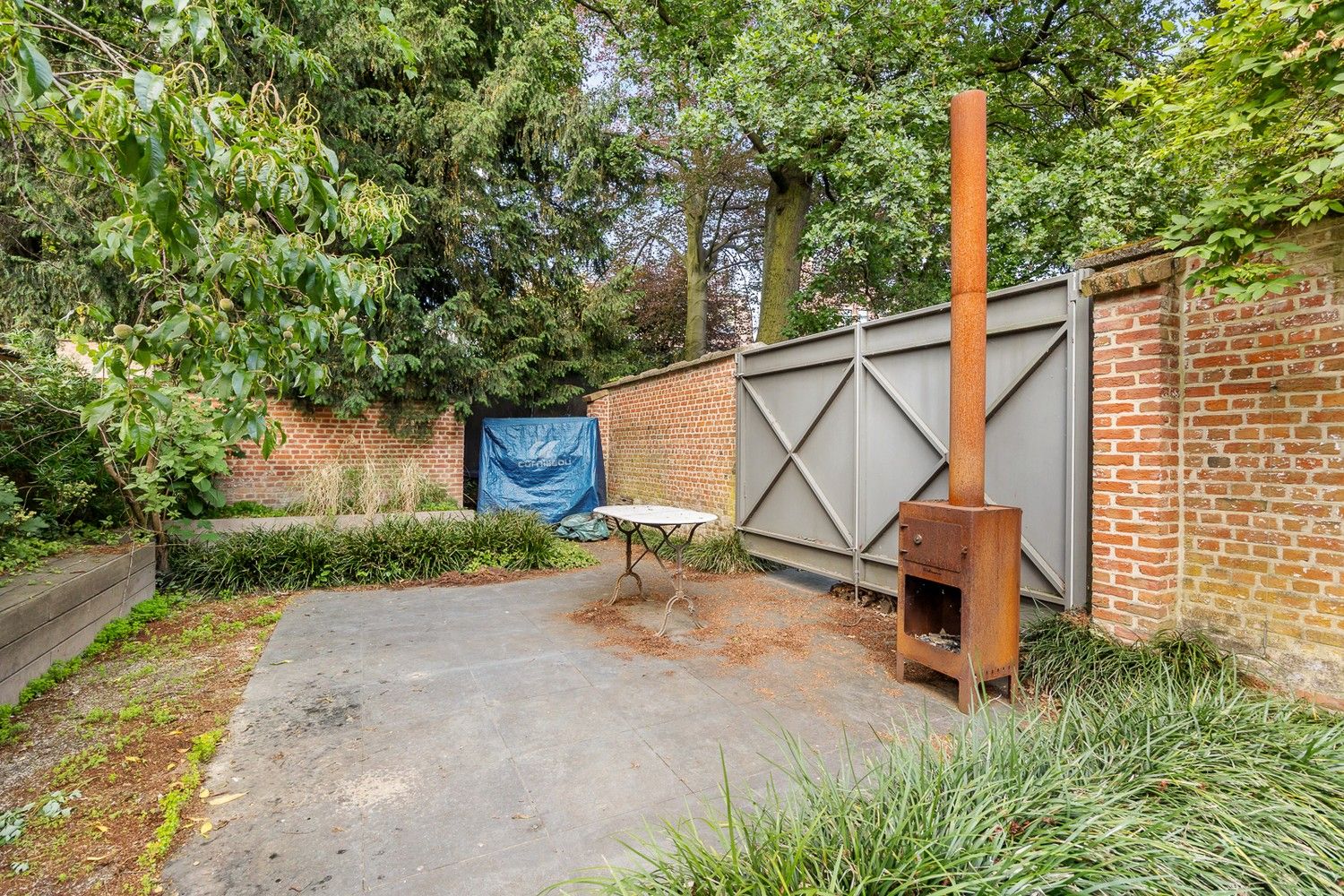 Eclectische herenhuis van ±325m² met mogelijks 5 slaapkamers en een tuin van liefst ±115m² te Zurenborg! foto 10