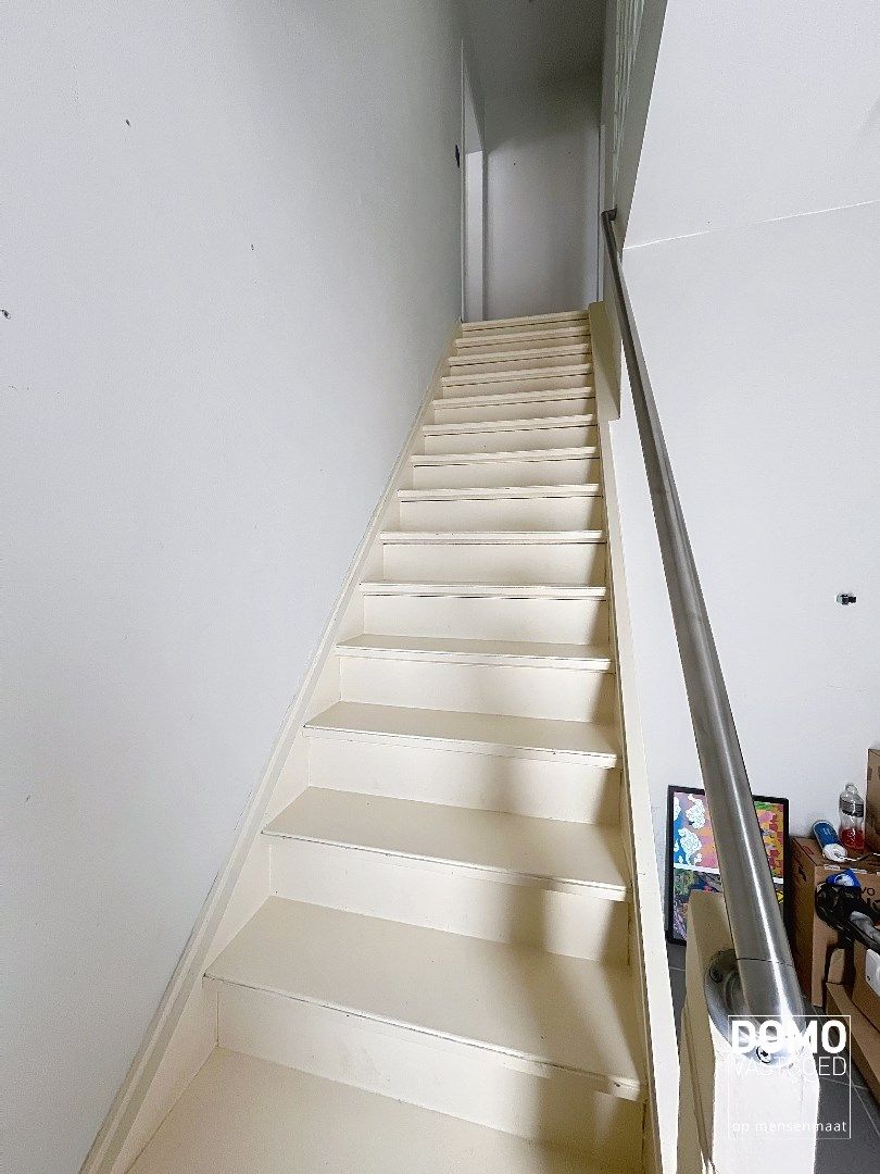 LICHTRIJK APPARTEMENT OP EERSTE VERDIEPING MET INPANDIG TERRAS foto 12