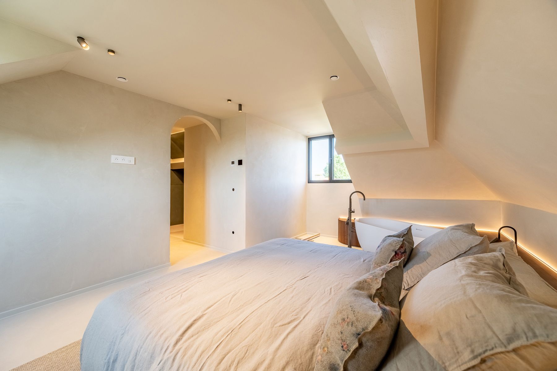 Exclusief: Stijlvolle renovatie op een toplocatie in Duinbergen foto 31