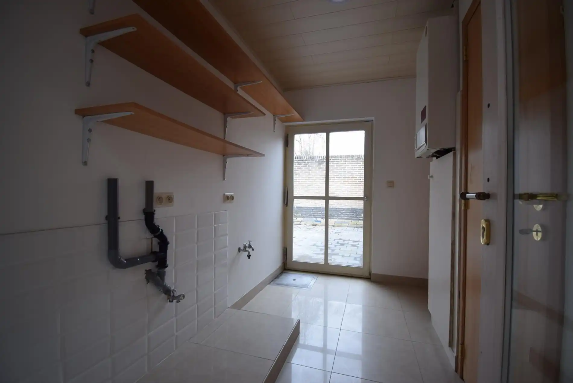 KNUSSE RIJWONING MET KOER foto 6