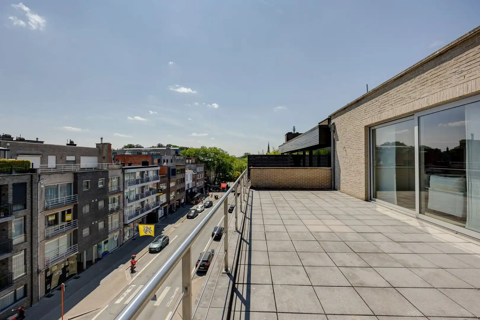 Gemeubelde penthouse in hartje Brasschaat foto 19