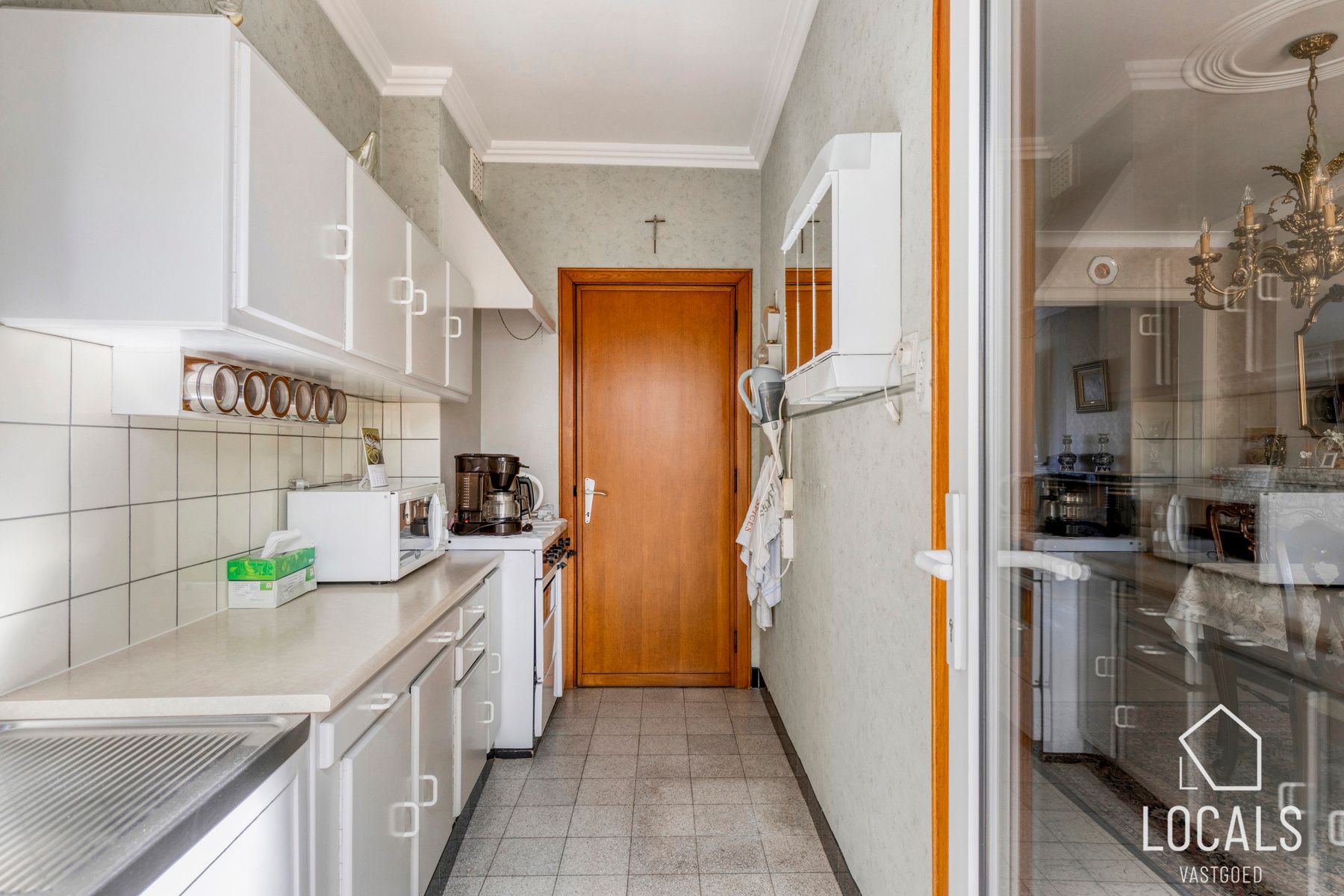 Te renoveren woning kortbij station Ninove foto 6