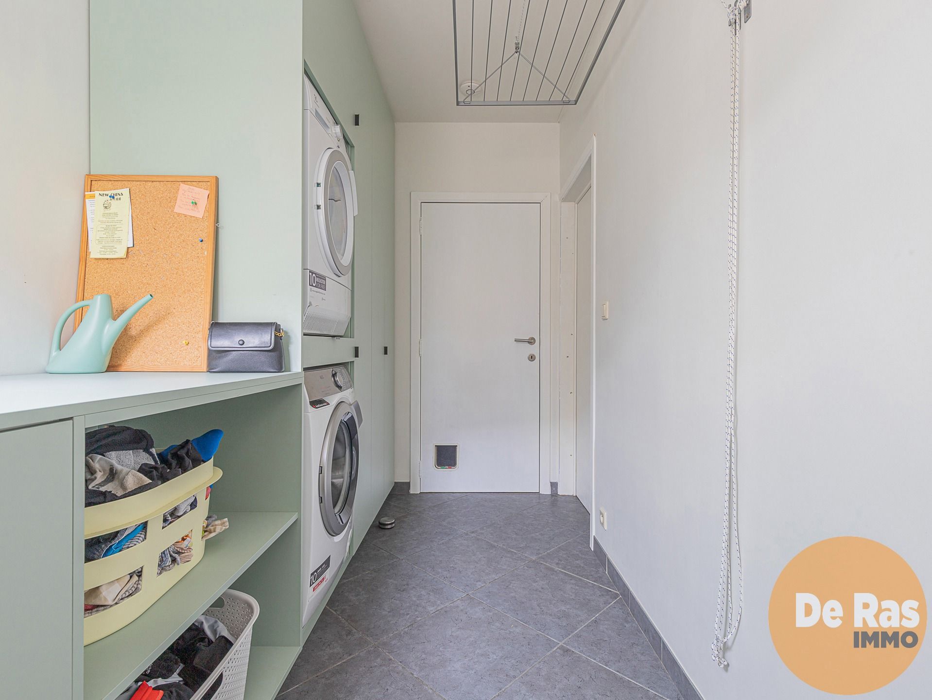 ZELE -Instapklare woning met 3 kamers op uitstekende locatie foto 9