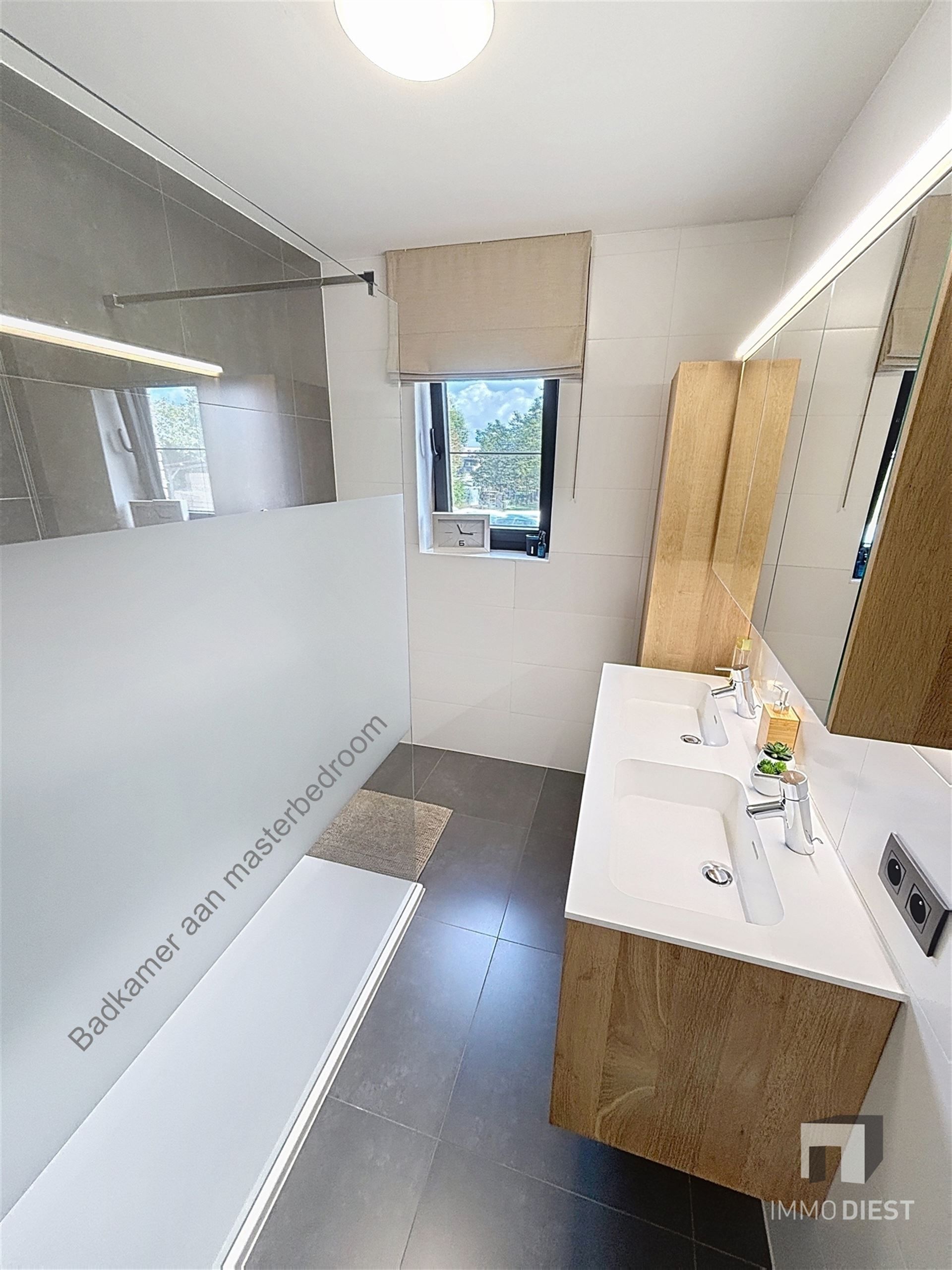 Modern duplex appartement met 3 slpkmrs foto 17
