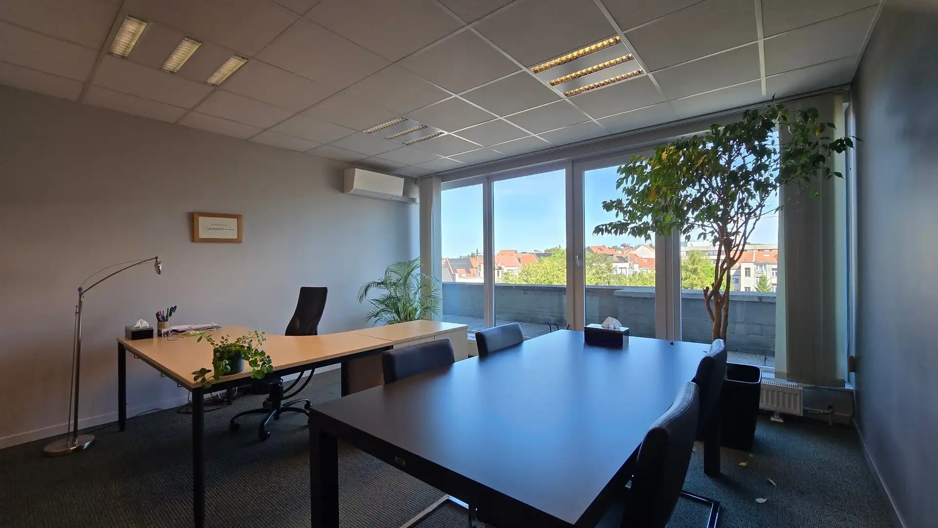 Instapklare kantoorruimte van 241 m²  in Brussel. foto 16