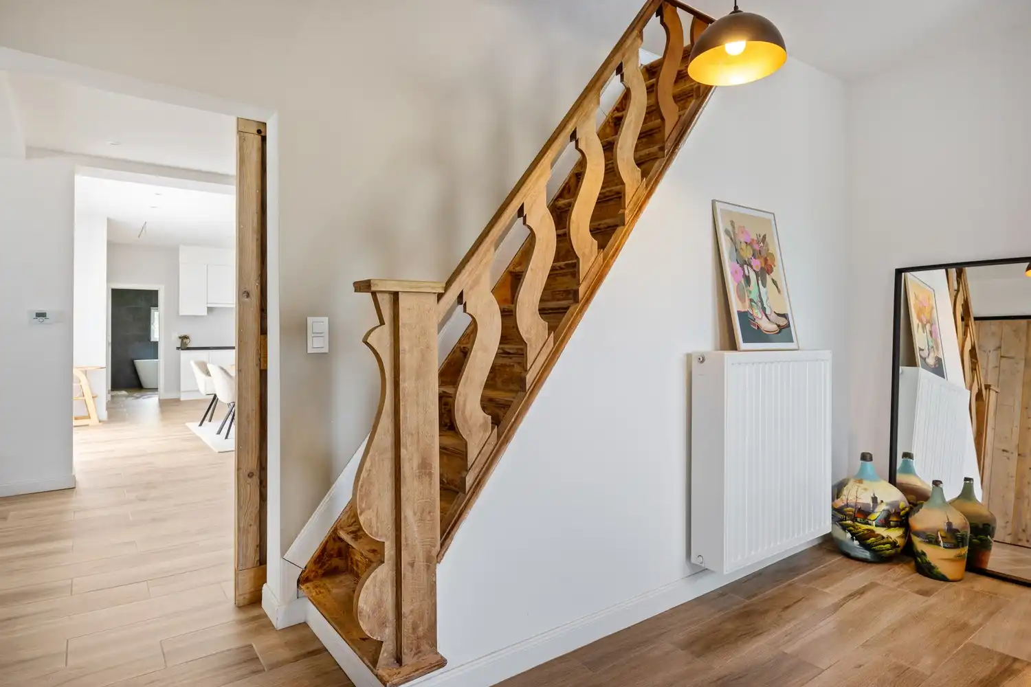 Recent gerenoveerde woning met 4 slpkrs en tuin foto 15