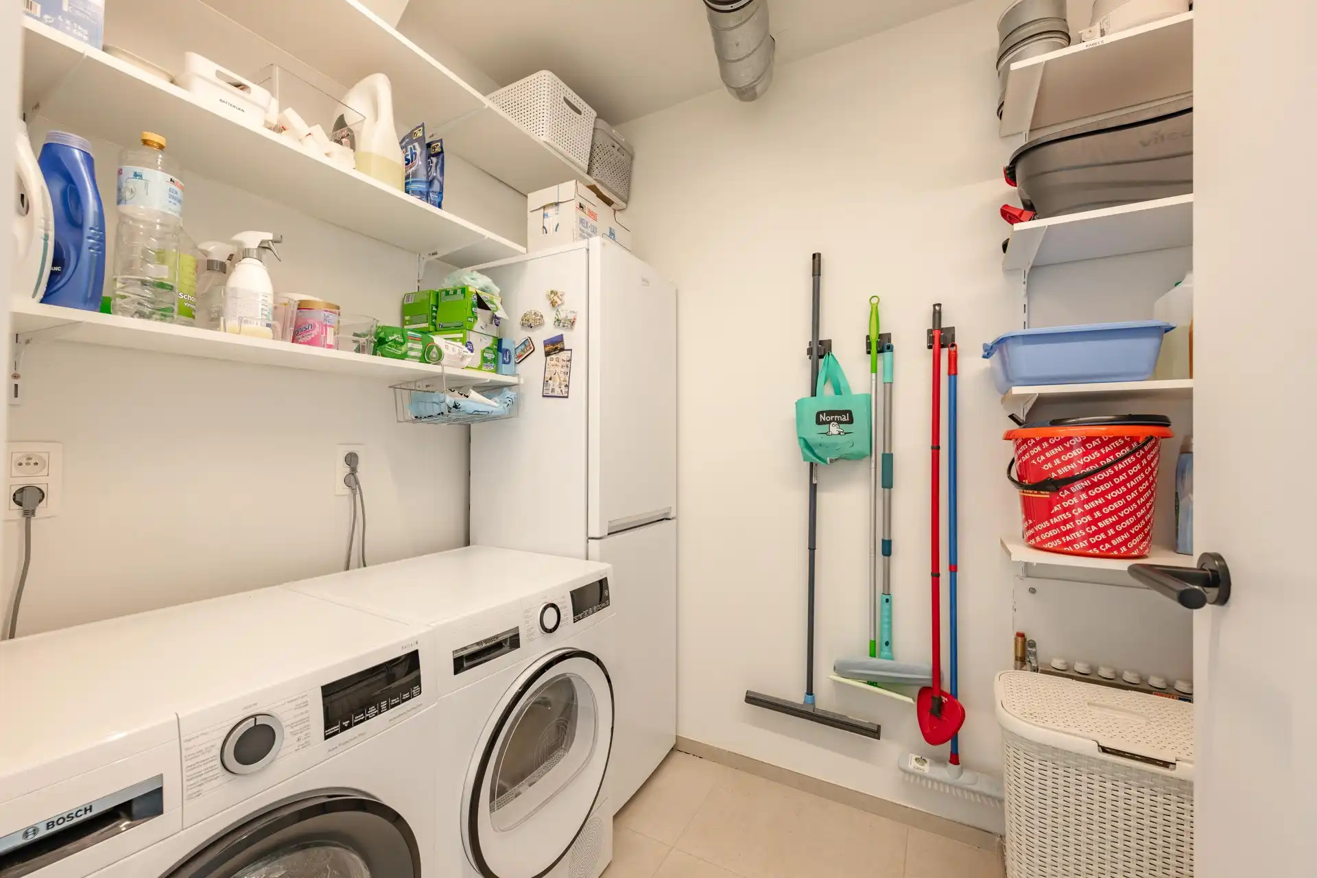 Prachitg Instapklaar appartement met 3 slaapkamers, polyvalente ruimte en terras in Sint-Eloois-Vijve 🏡 foto 25