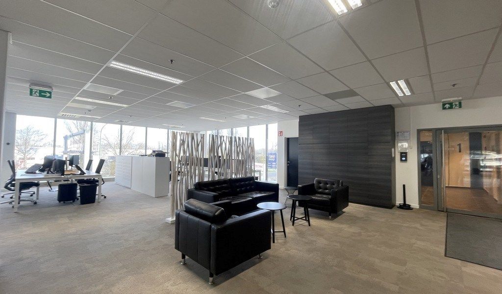 Vernieuwde kantoren te huur in Ahlers Building te Antwerpen foto 22