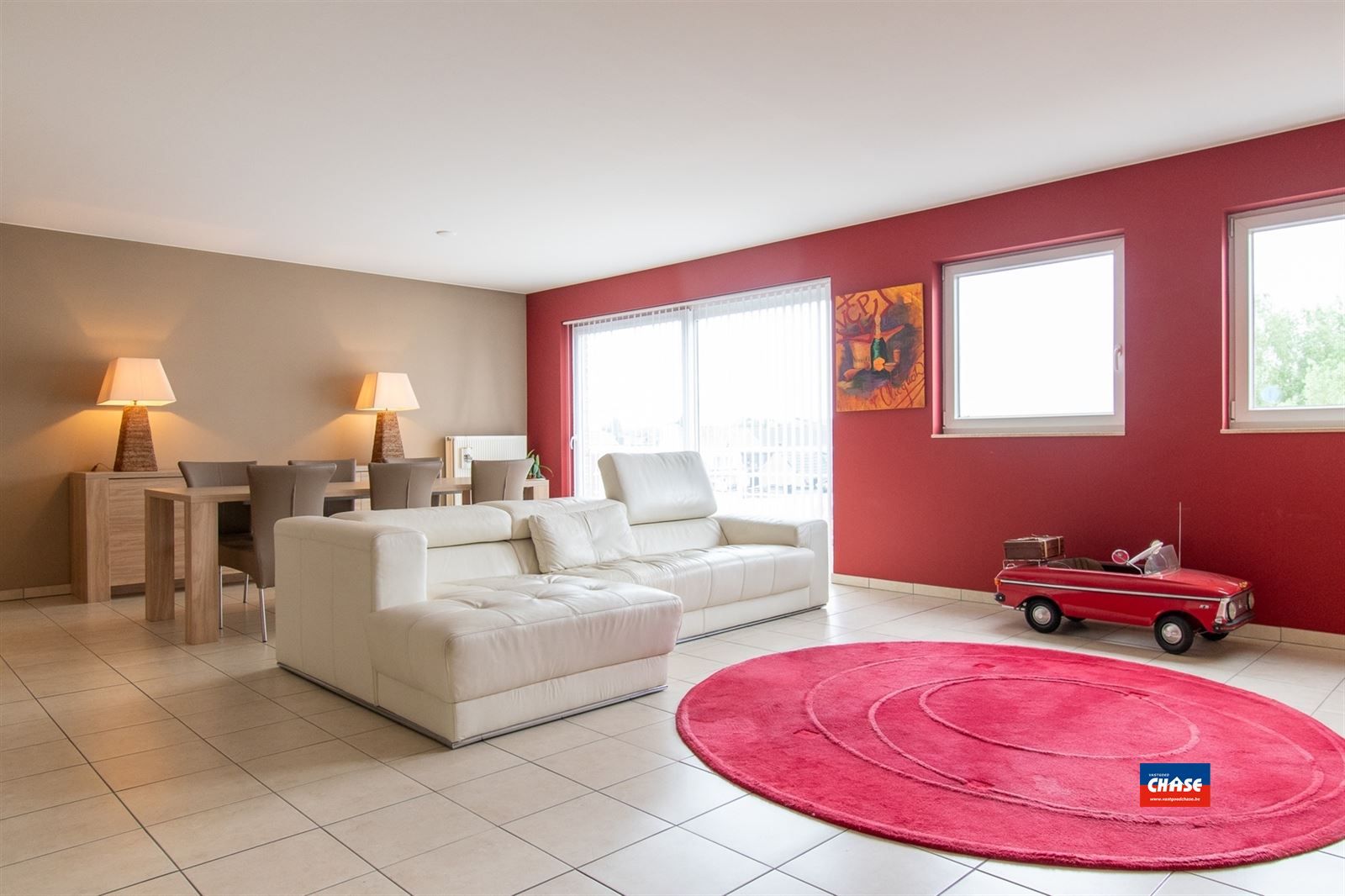 Ruim appartement met 2 slpks + P  foto 2