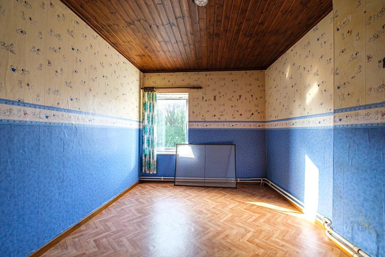Te renoveren gezinswoning in een rustige streek foto 24