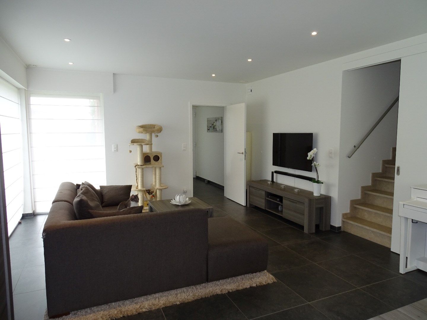 Goed gelegen instapklare woning! foto 4