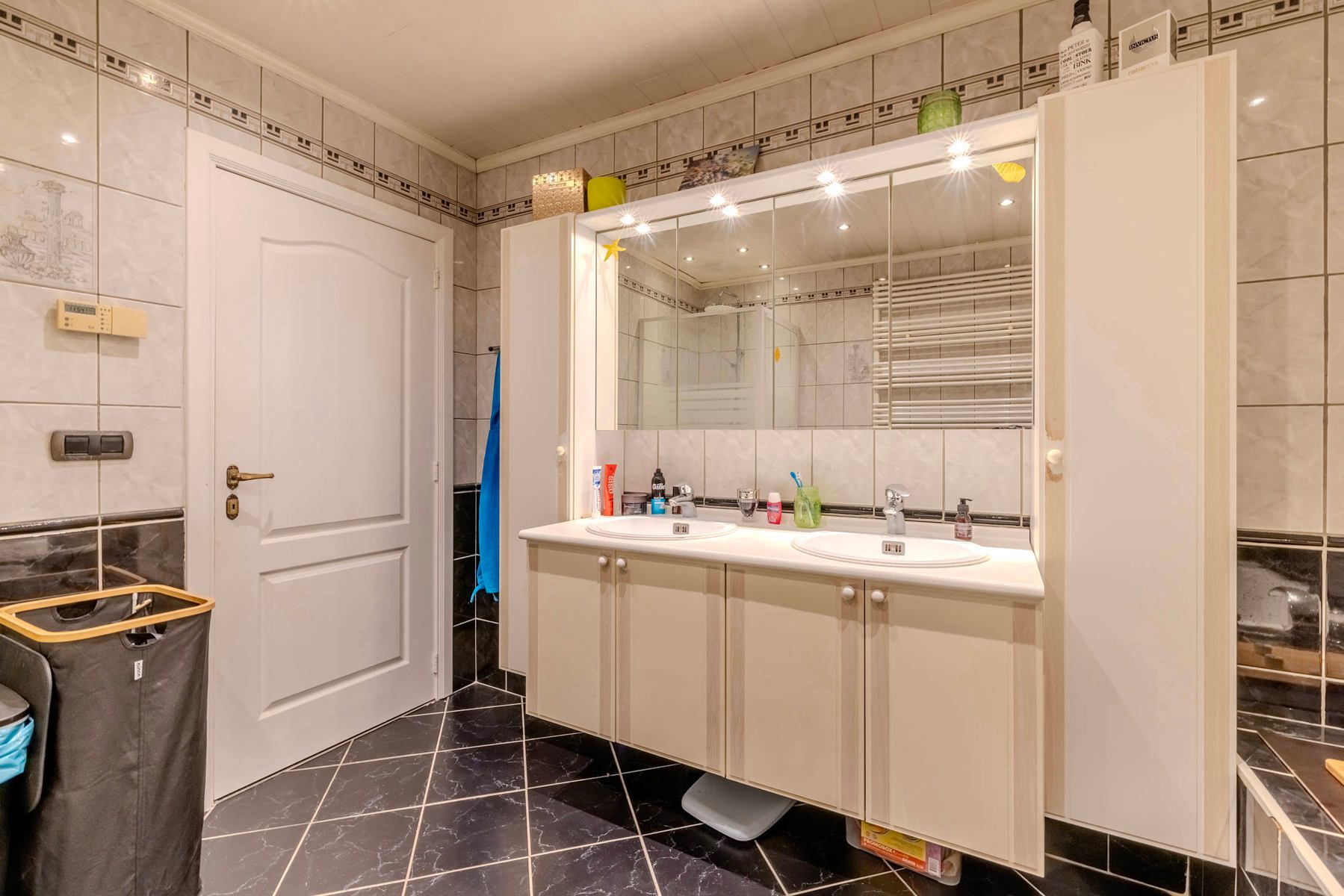 Ruime woning met mogelijkheid tot aankoop garagebox(en) foto 13