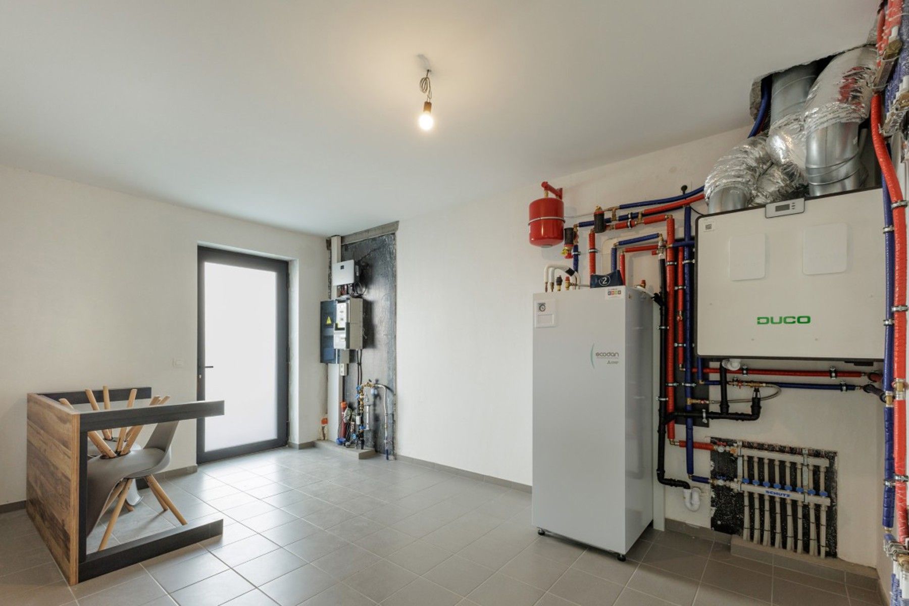 Instapklare nieuwbouwwoning met E-peil 9 foto 14