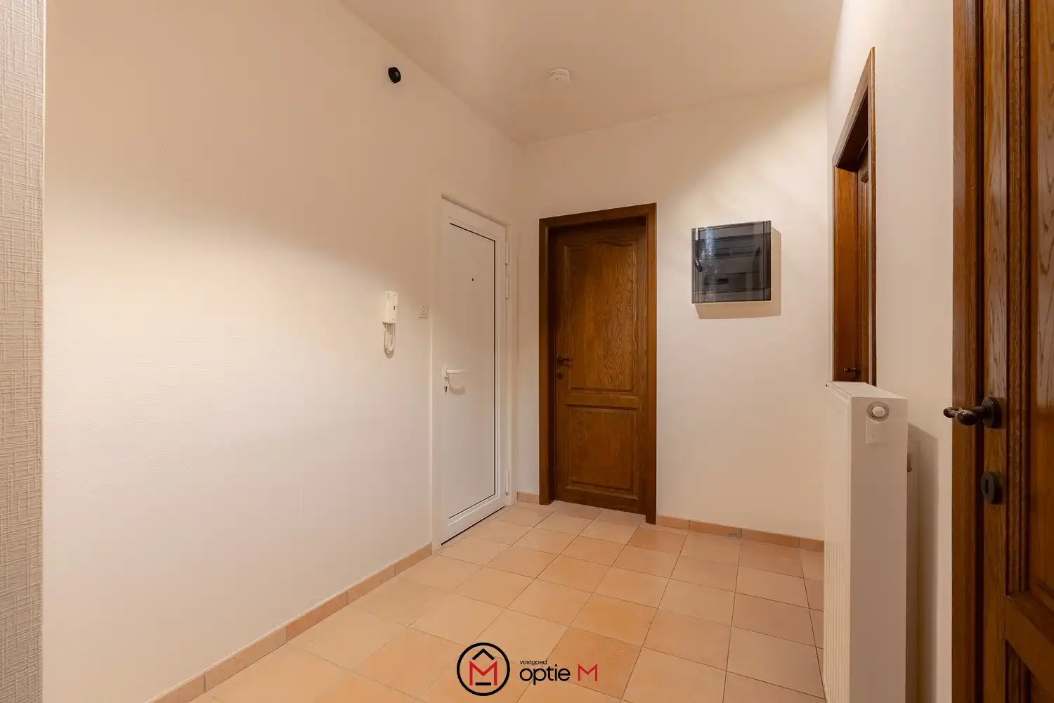 Instapklaar appartement met 2 slaapkamers en garage op toplocatie in Hasselt foto 8
