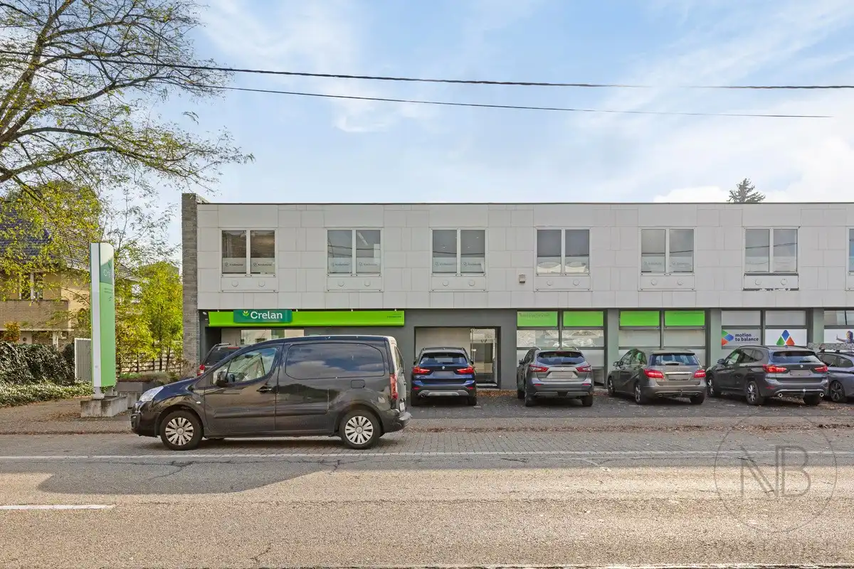 Instapklare en goed gelegen kantoorruimte foto 3