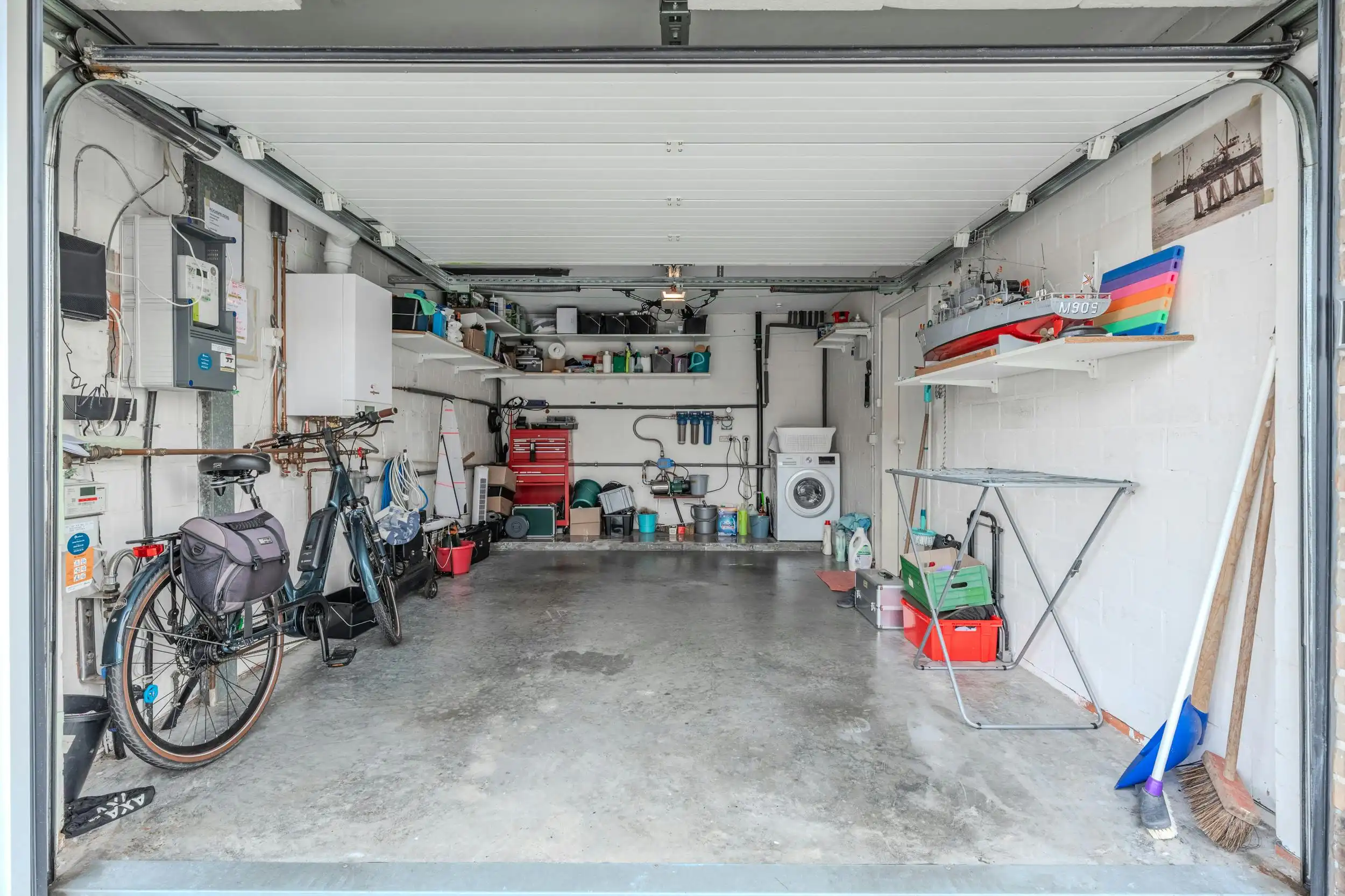 Instapklare rijwoning met zonnige tuin te Oostende foto 15