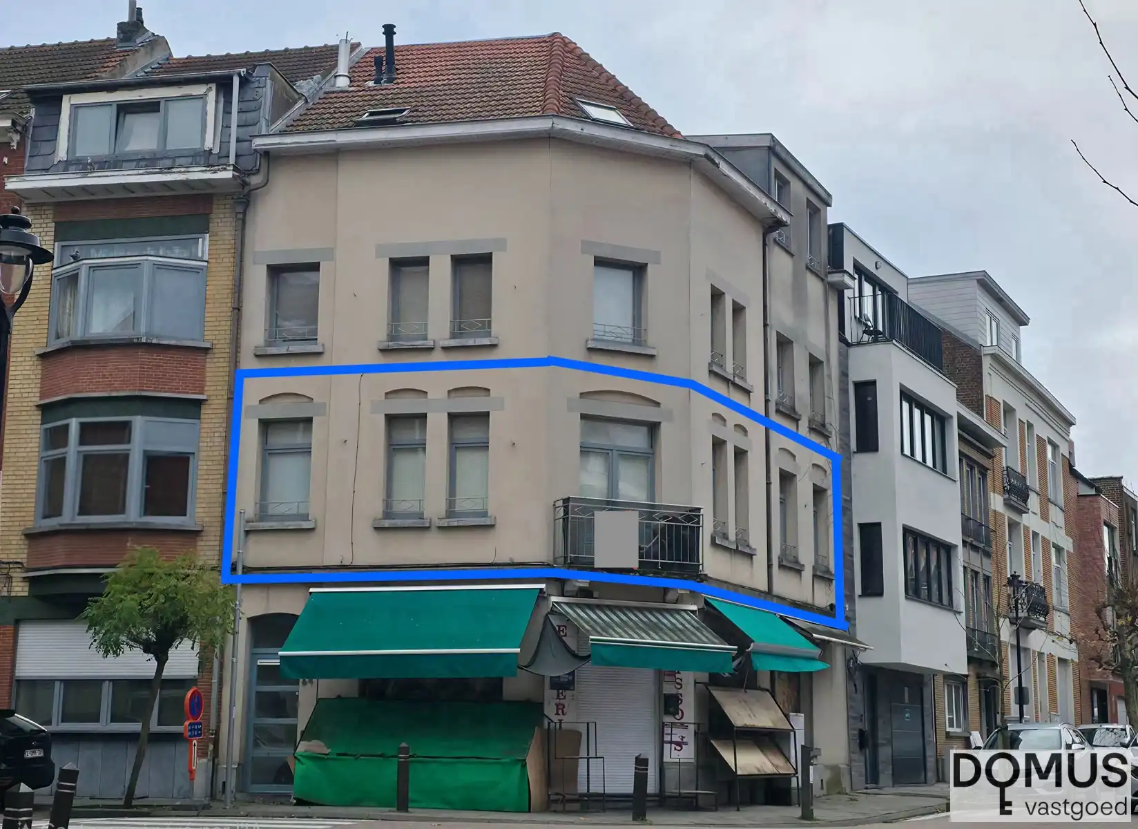 2 slaapkamer-appartement te koop in het hart van Evere foto {{pictureIndex}}