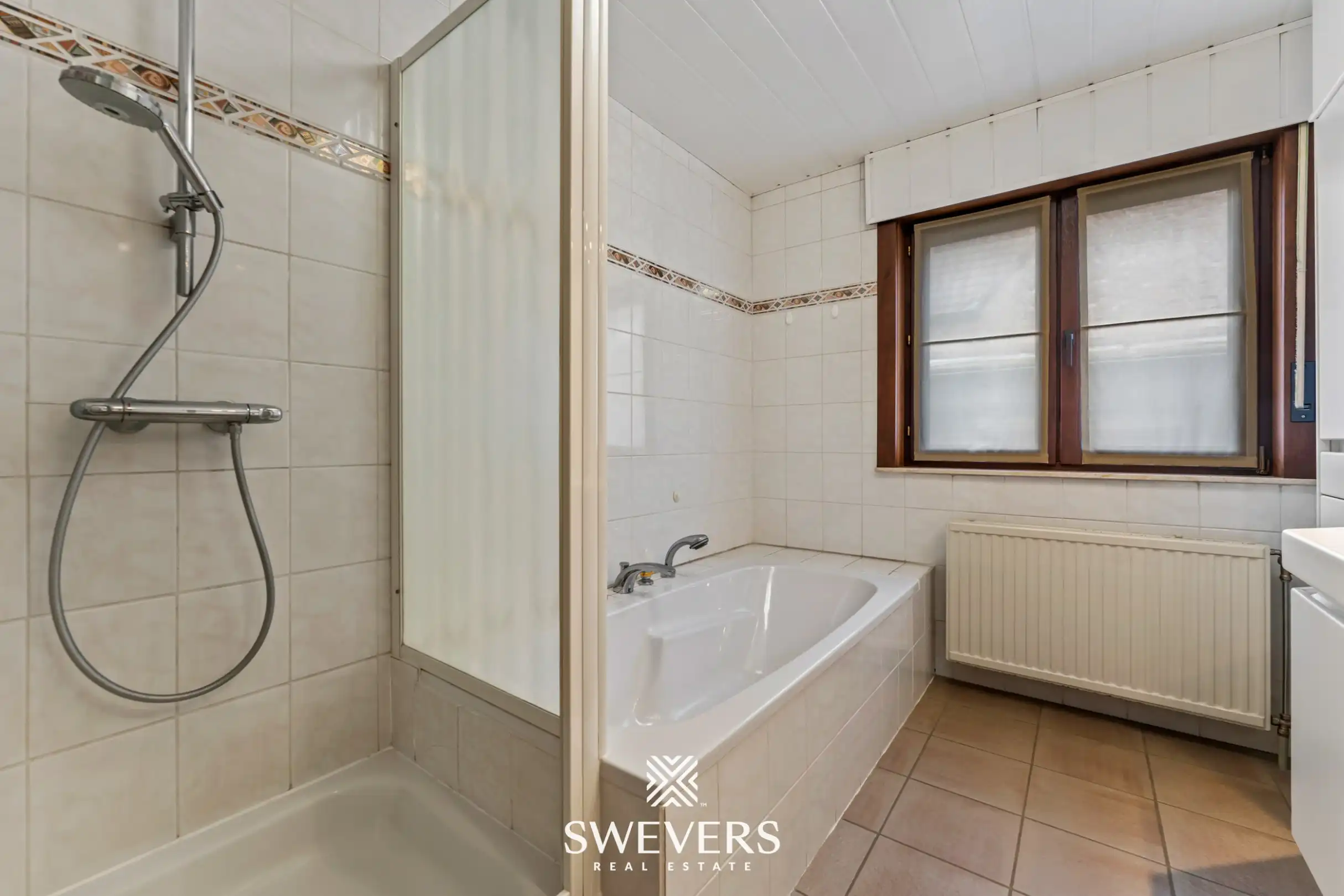 Riante afgewerkte woning met minstens 4 slaapkamers te Beverlo foto 18