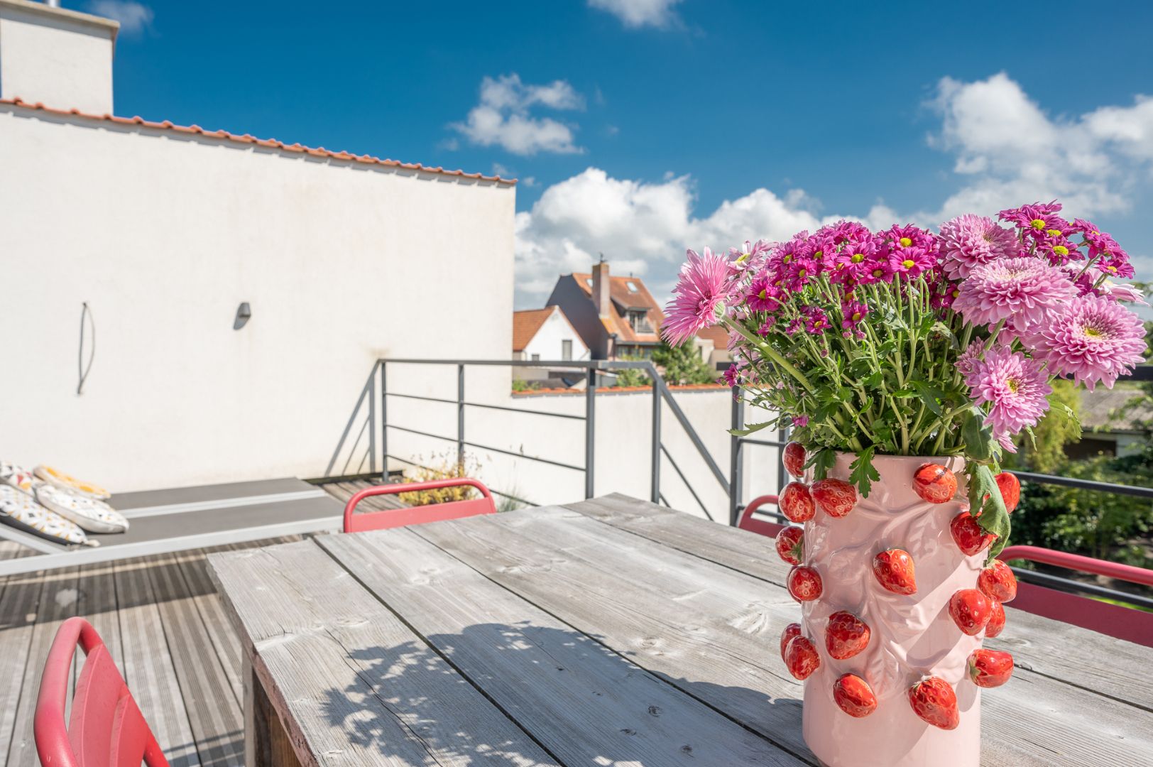 Recent gerenoveerde woning met 4 slaapkamers en perfect georiënteerde tuin foto 12