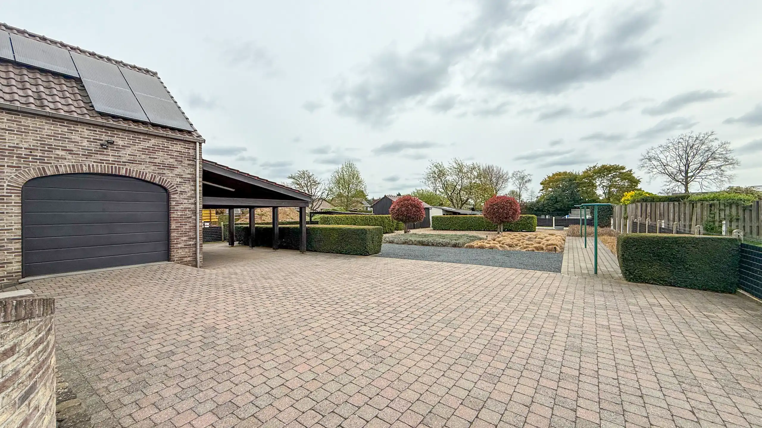 Charmante woning met 5 slpks en veel ruimte te Eversel! foto 51