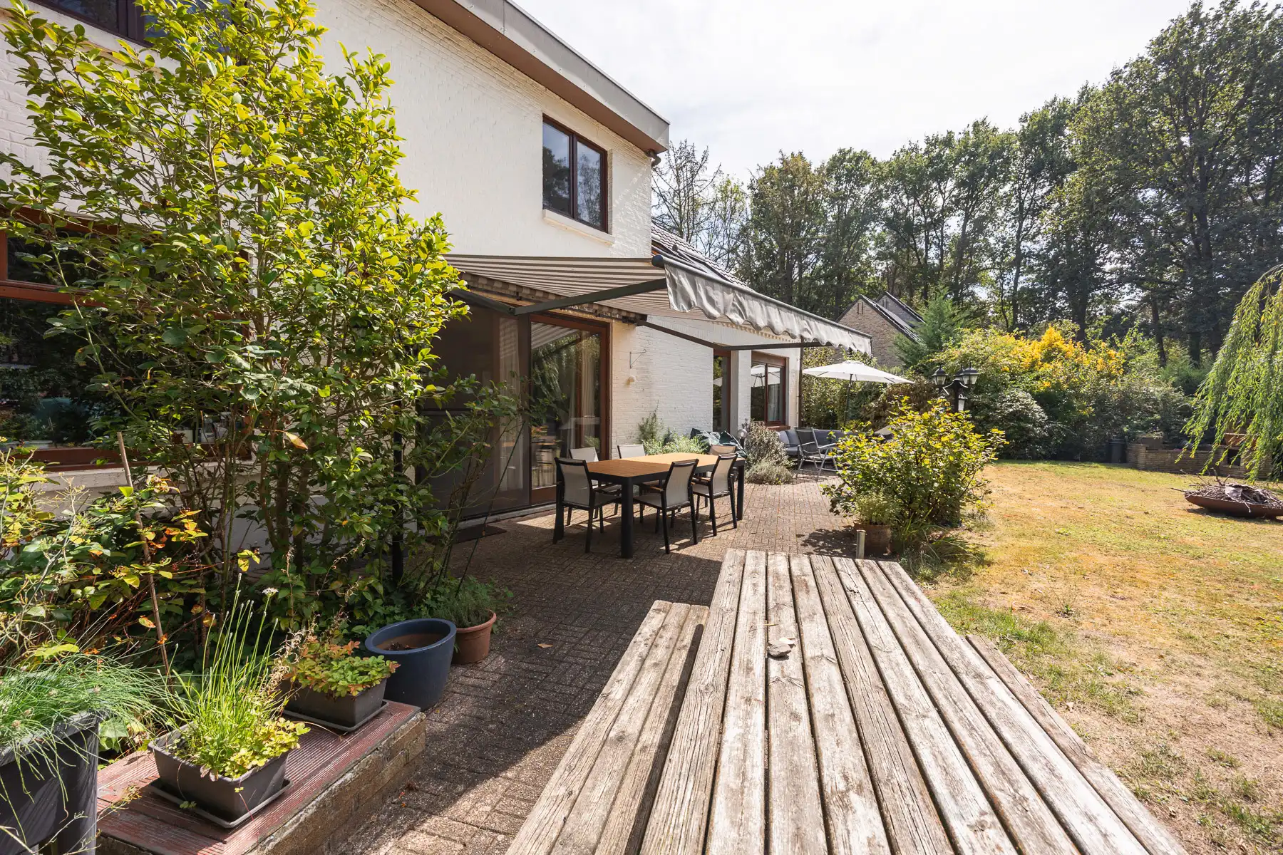 Mooie, gezellige woning met zonnige tuin op een toplocatie foto 24