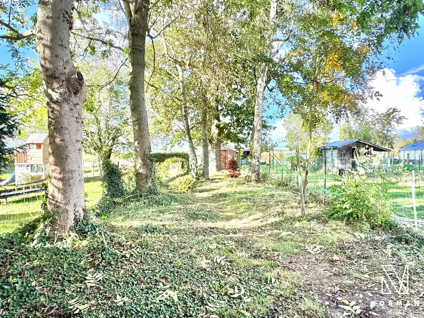 Woning met 3 slaapkamers, tuin en uitweg met garage te koop in Gullegem! foto 13