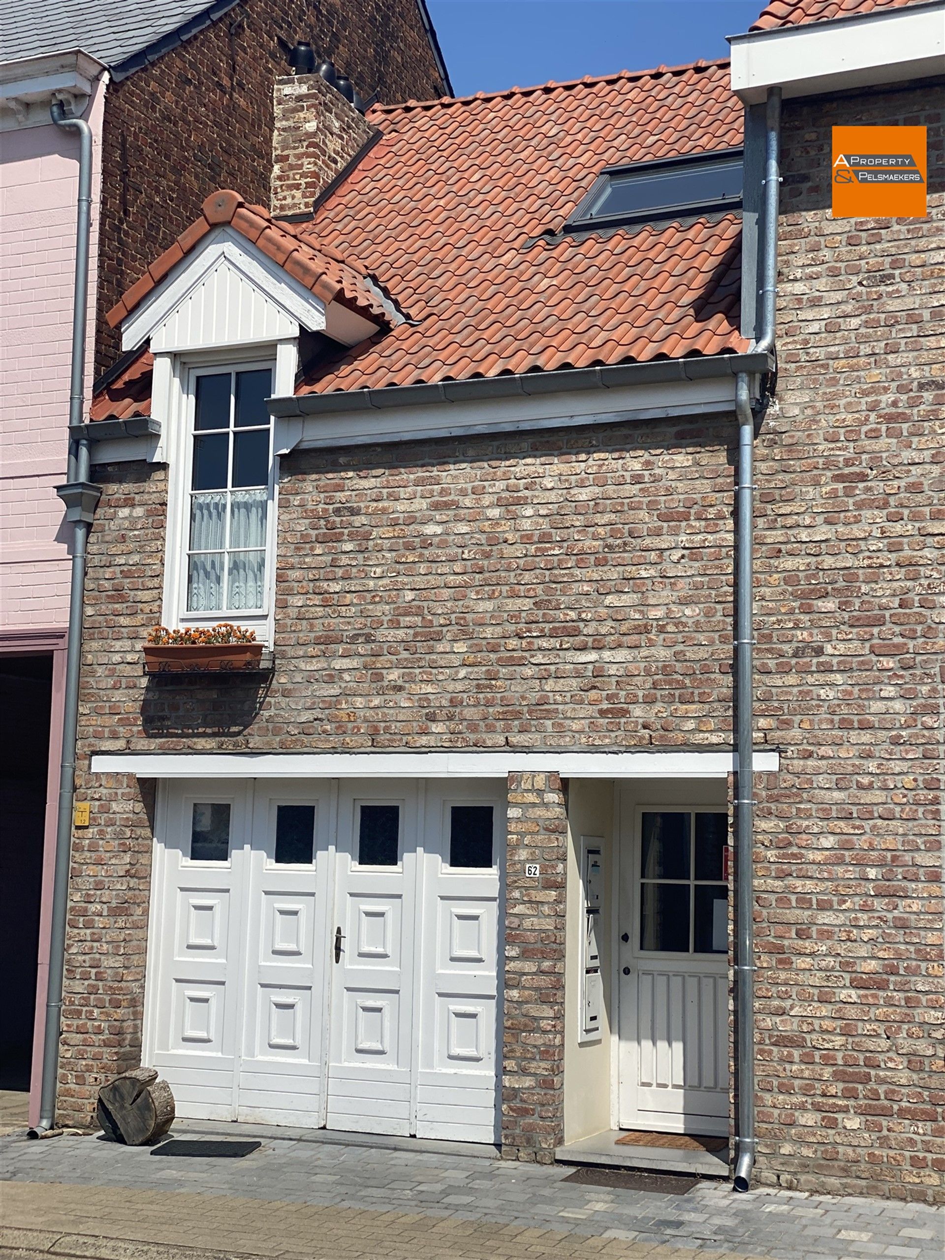 Duplex met 2 slpk en terras in rustige omgeving foto 2