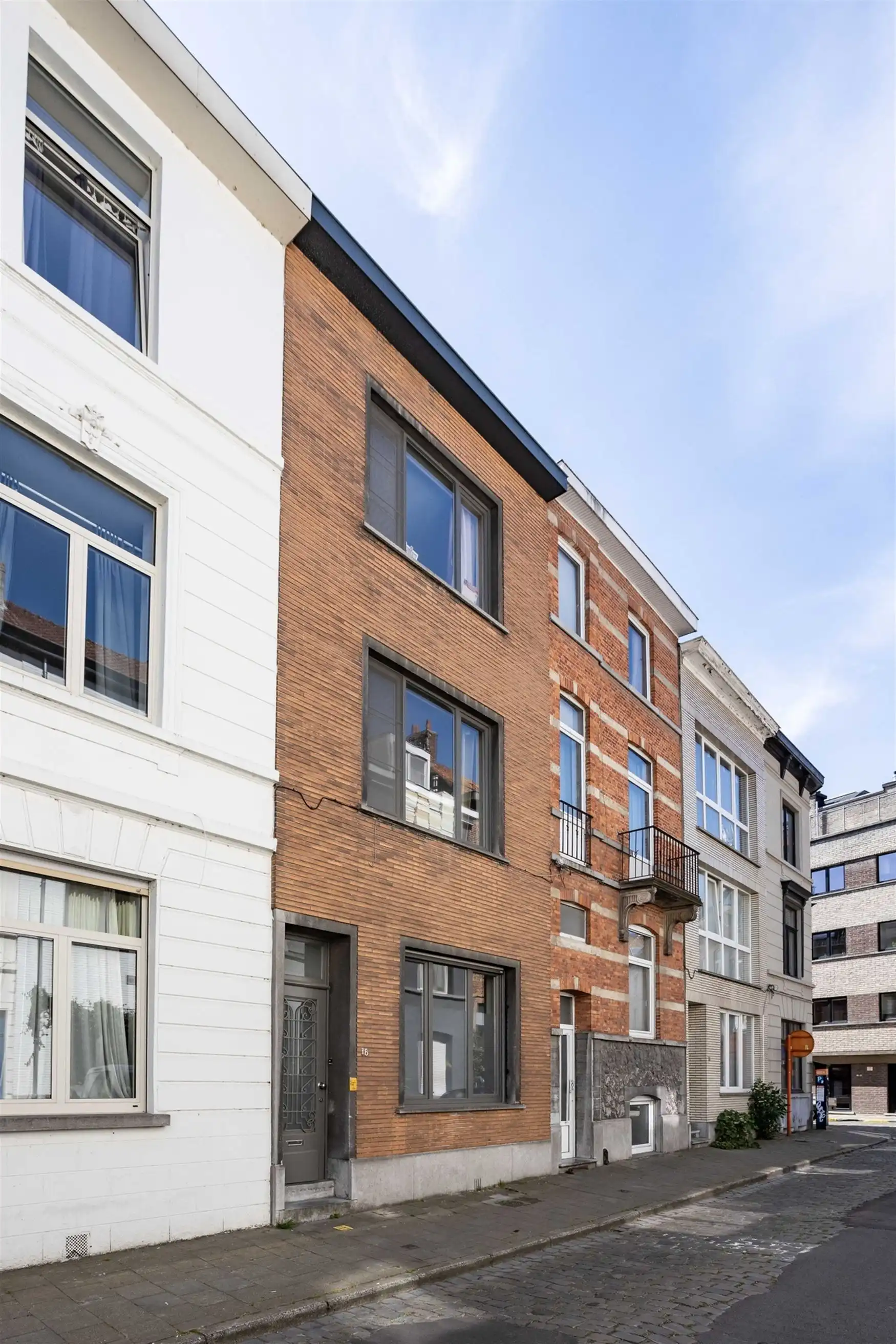 Karakterwoning met hoge plafonds op topligging in Gent foto 18