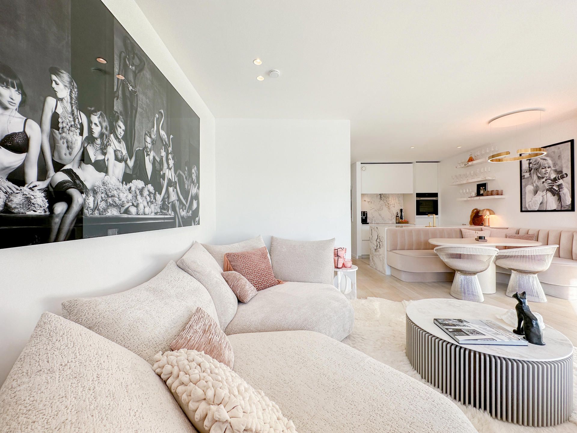 Subliem nieuwbouwappartement in het Zoute met zonnig terras foto 7