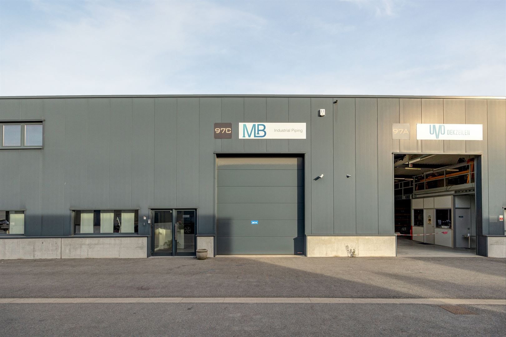 Moderne KMO-unit aan Vaartkaai foto 8