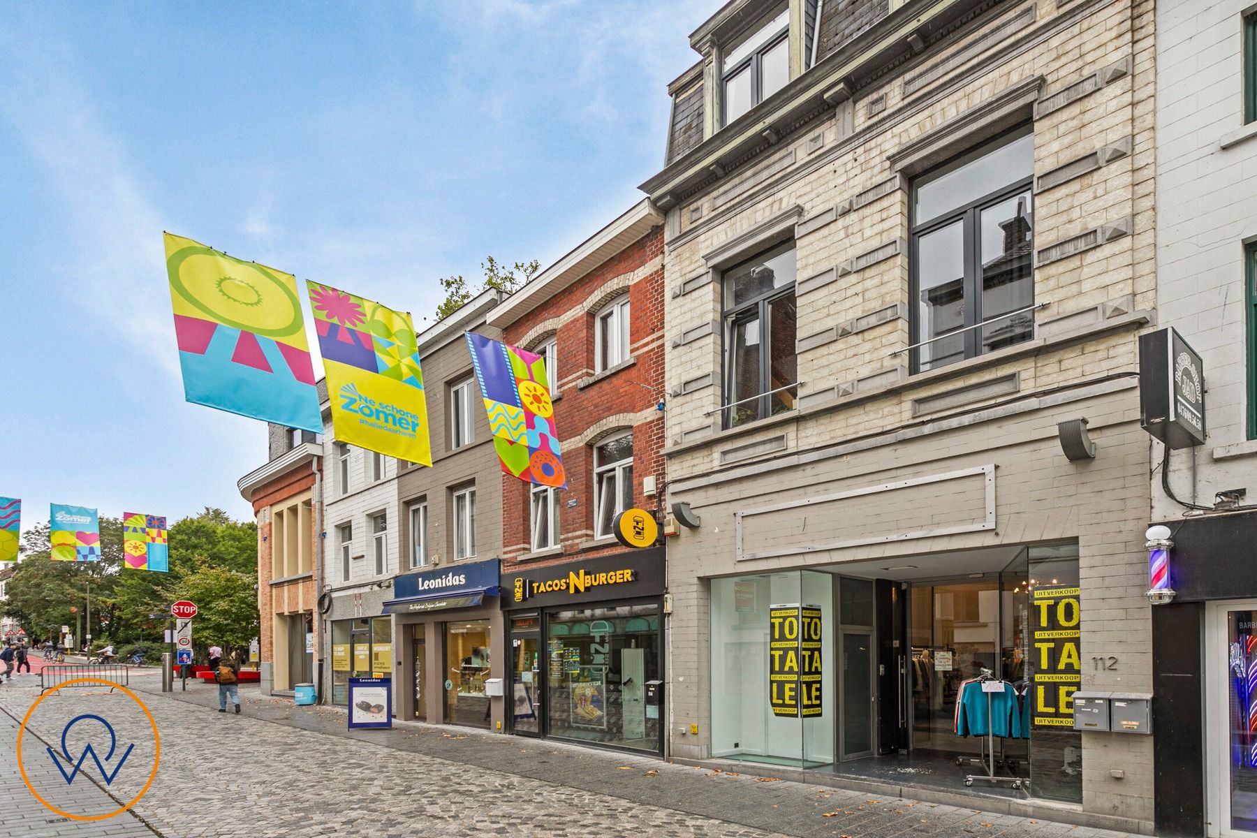 Gelijkvloerse handelsruimte in hartje Halle foto 3