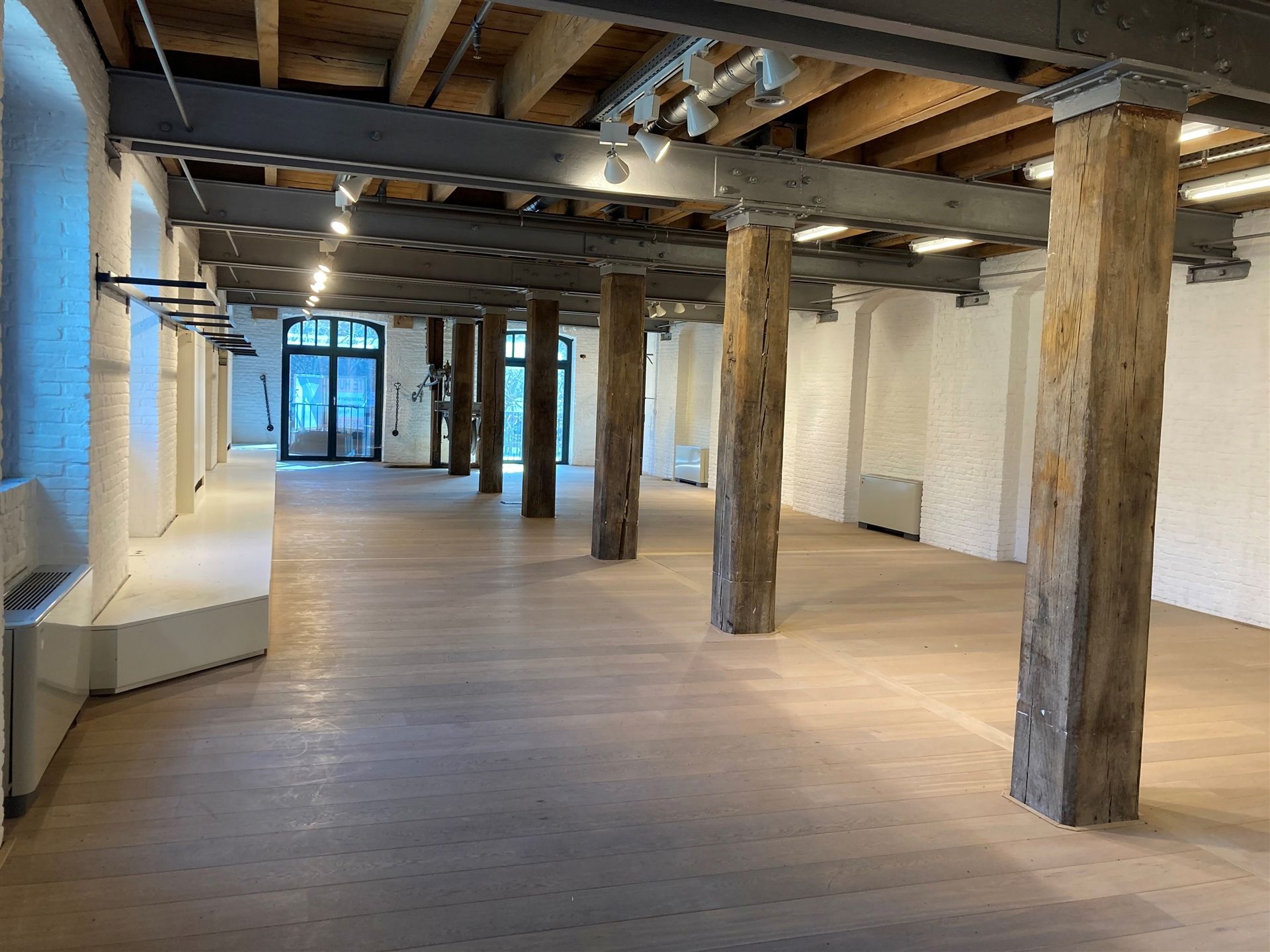 Kantoor 508m² te huur foto 21